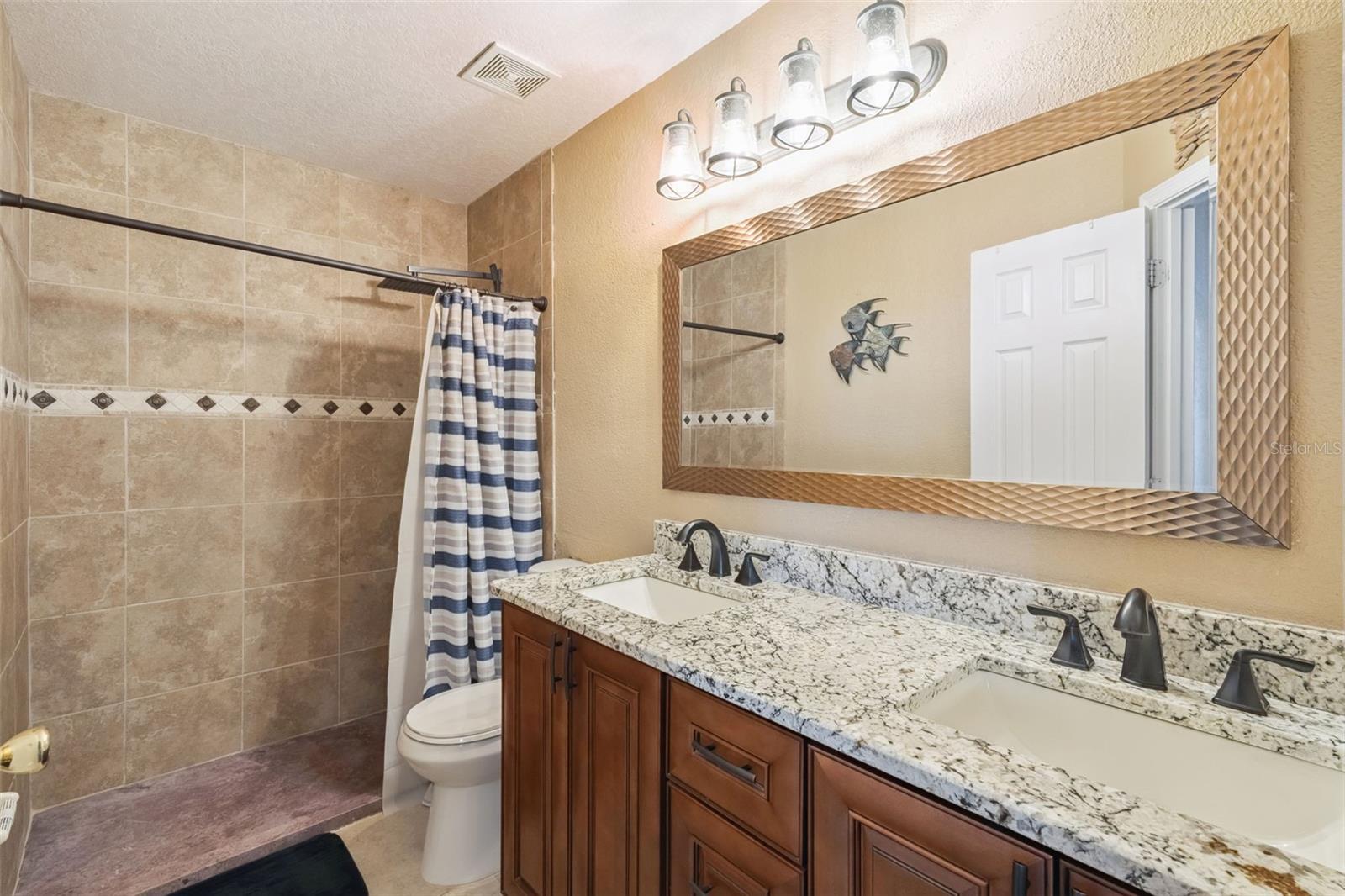 HIDDEN SPGS CONDO - Residential