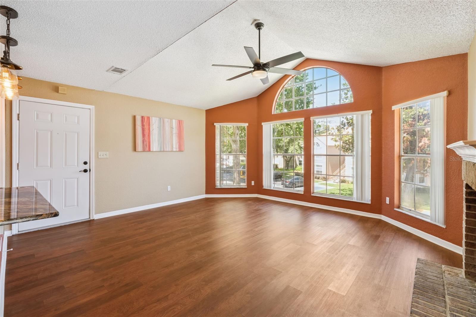 HIDDEN SPGS CONDO - Residential