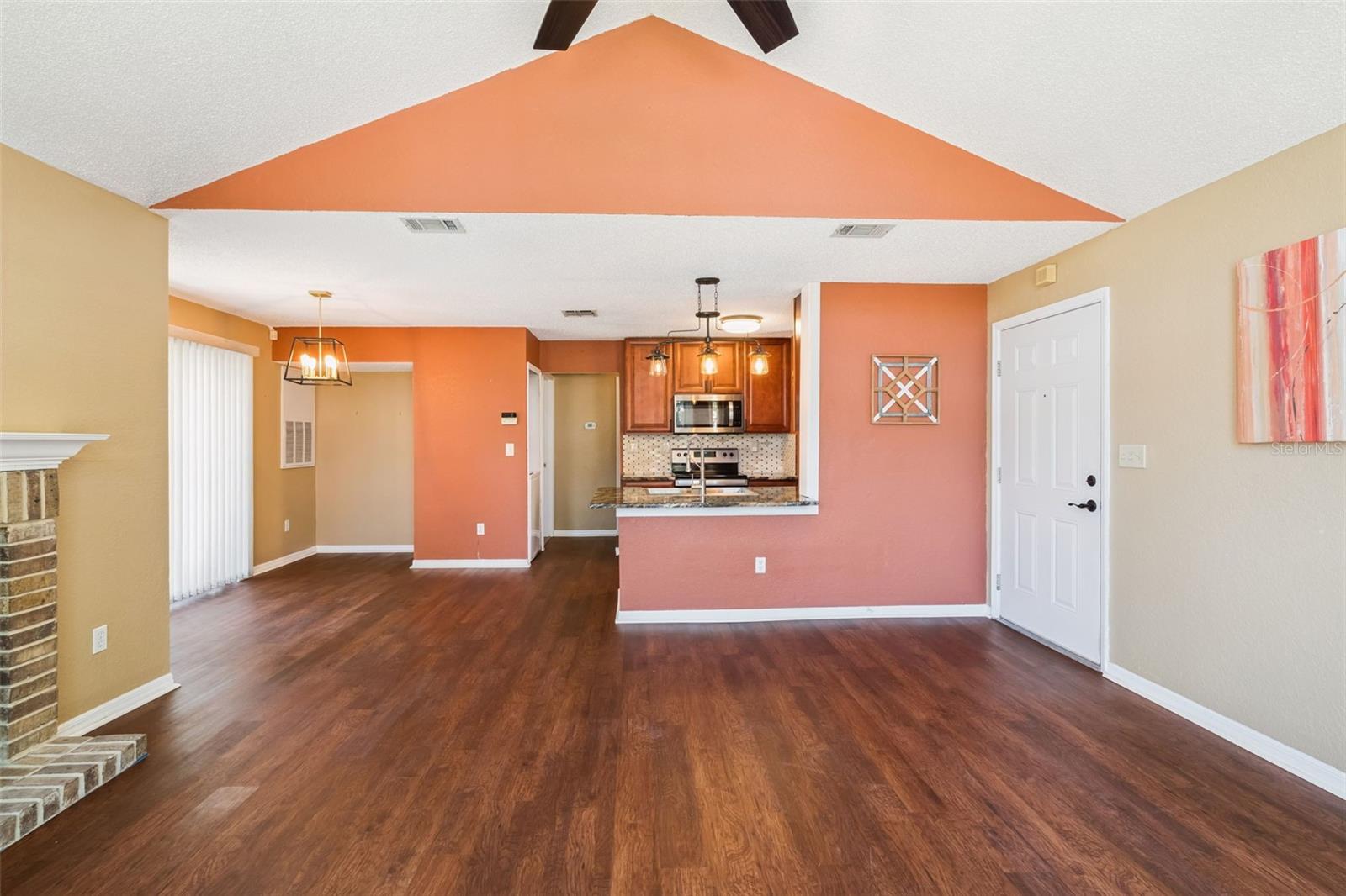 HIDDEN SPGS CONDO - Residential