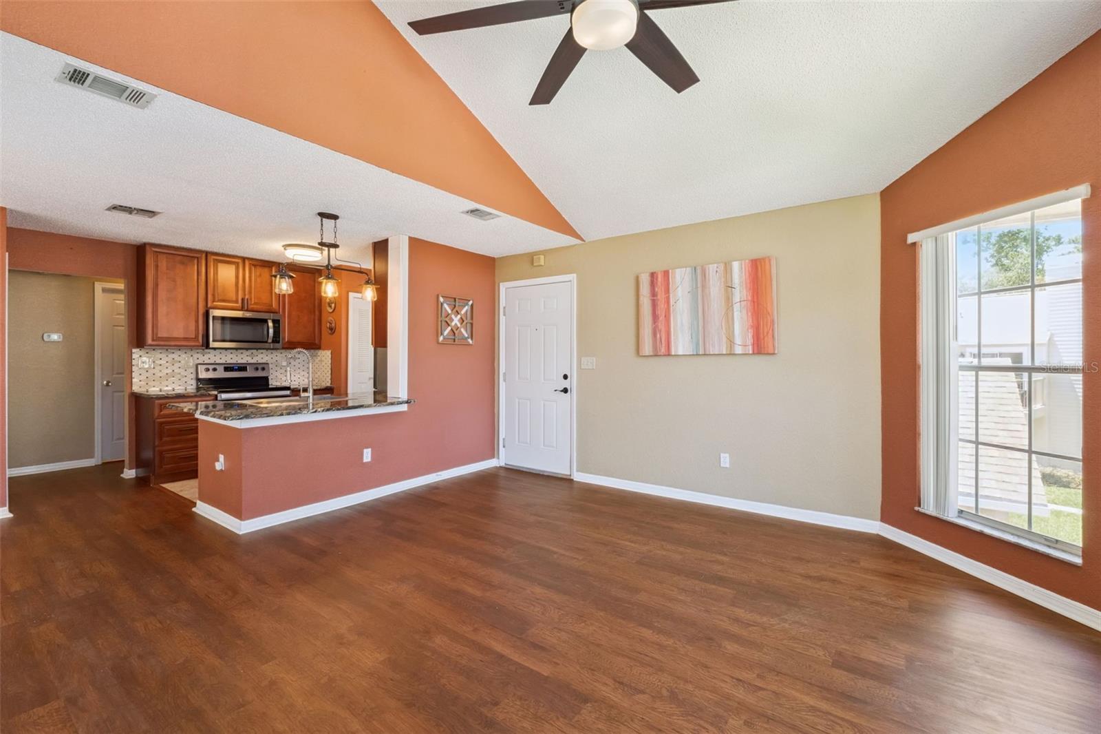 HIDDEN SPGS CONDO - Residential