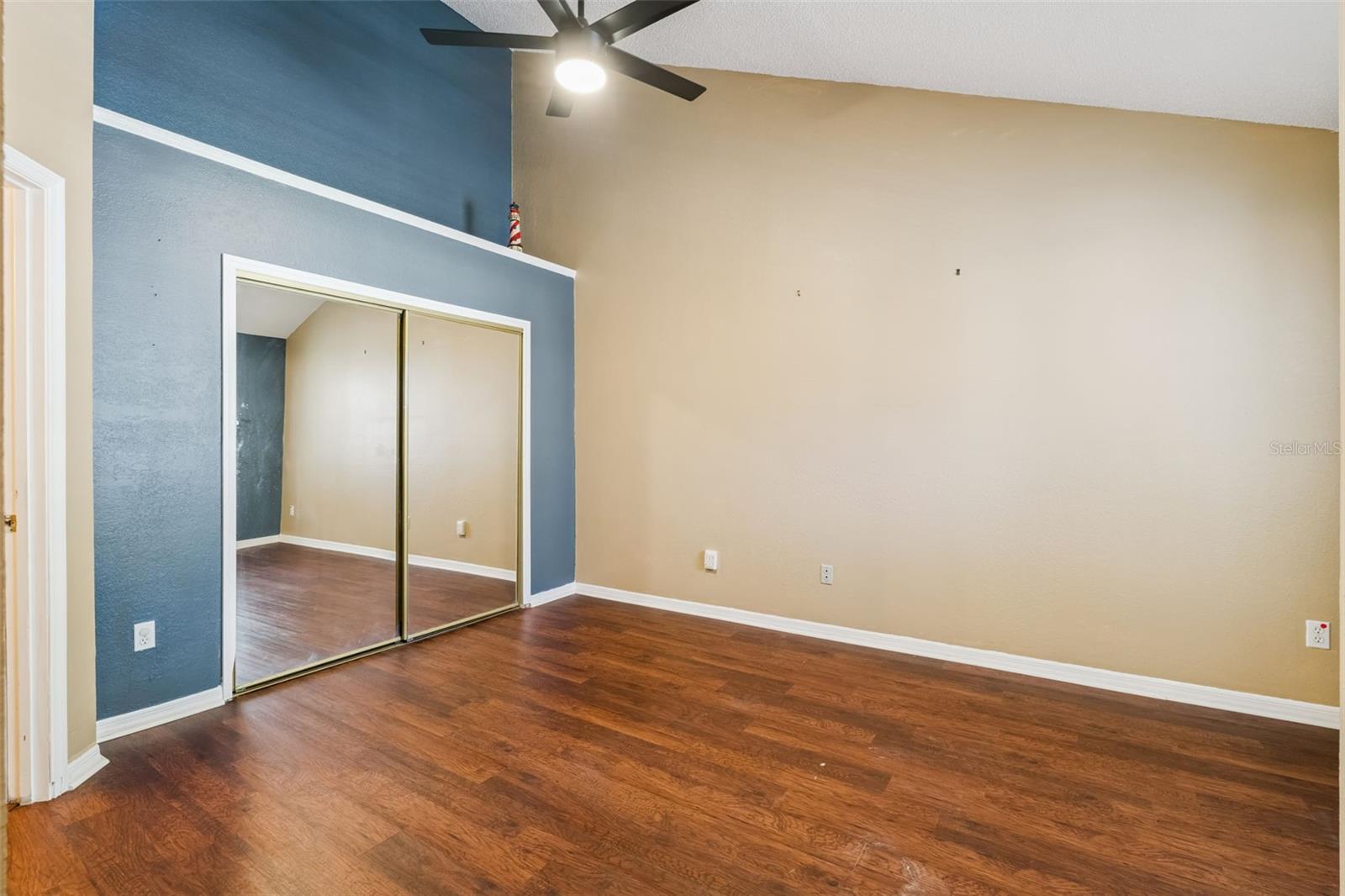 HIDDEN SPGS CONDO - Residential