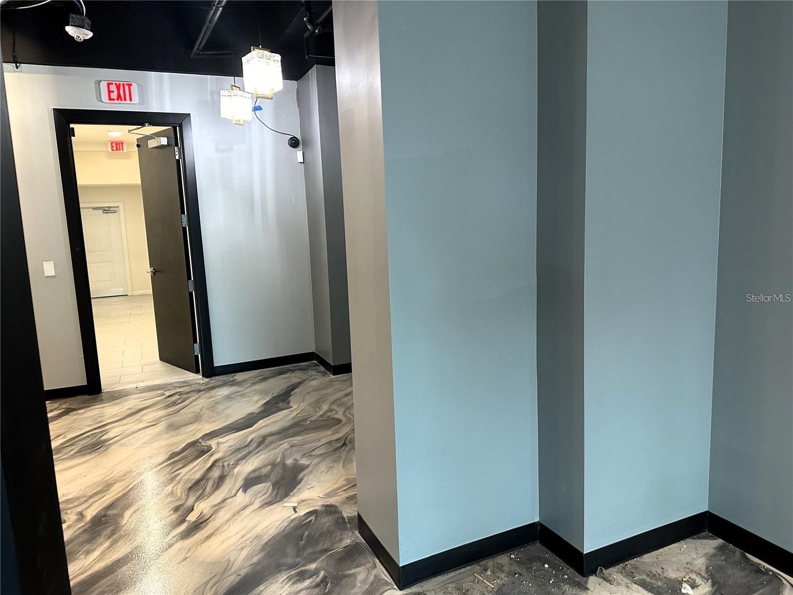 BASSADENA - Commercial Lease