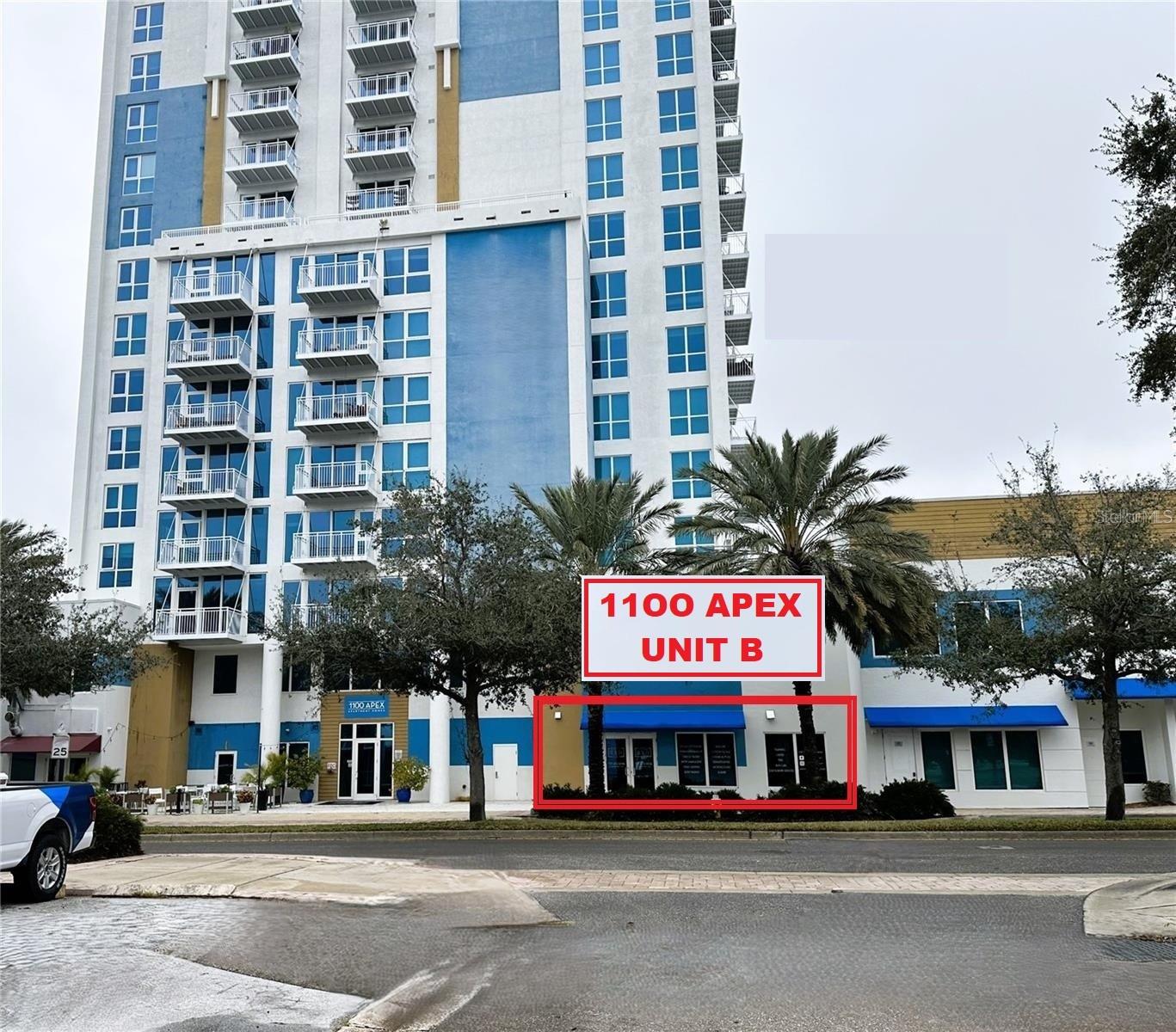 Good retail/commercial space in downtown Clearwater just 2 blocks from the new 7 screen DVO Theater/entertainment complex and the newly renovated and restored Cleveland Steet District with 30 new shops and restaurants in the central business area. Service the many apartments, houses and businesses nearby. Great opportunity!
