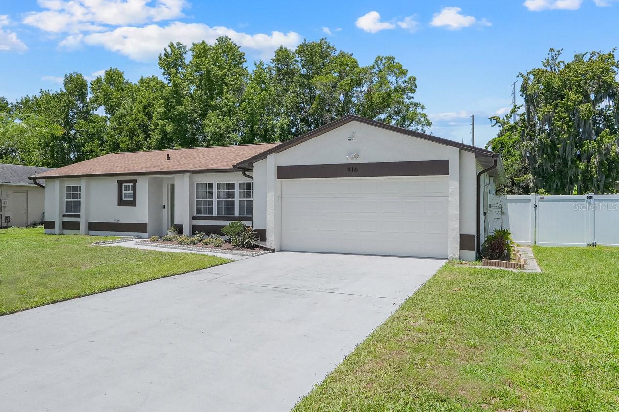 RIVERWOOD VILLAGE - Residential