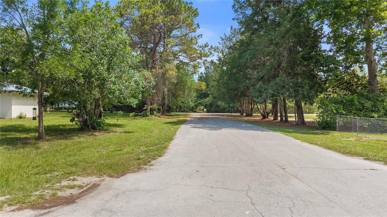EXECUTIVE HOMES SUB - Residential