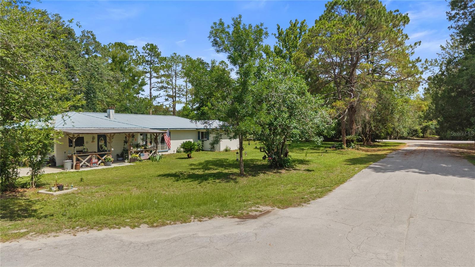 EXECUTIVE HOMES SUB - Residential