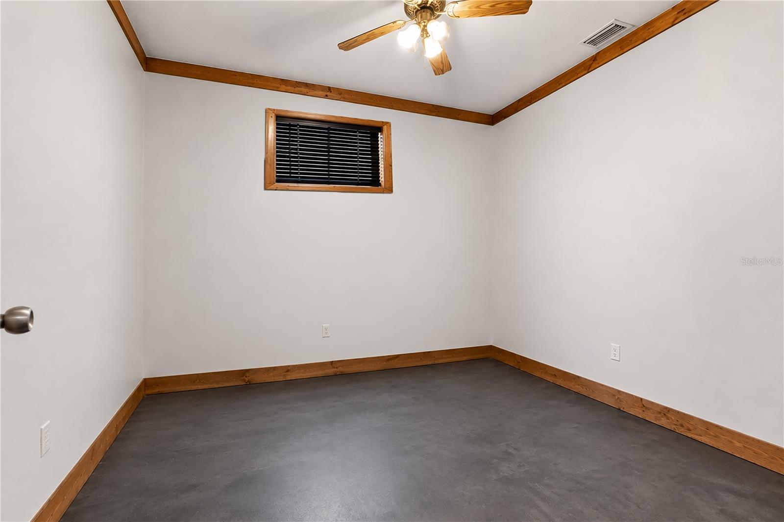 EXECUTIVE HOMES SUB - Residential