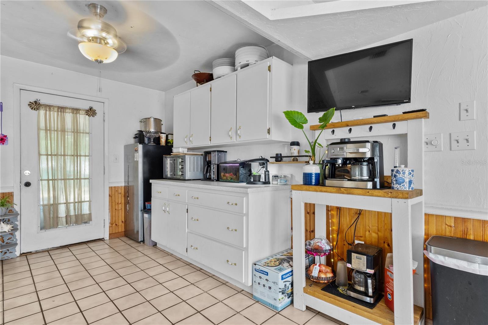 EXECUTIVE HOMES SUB - Residential