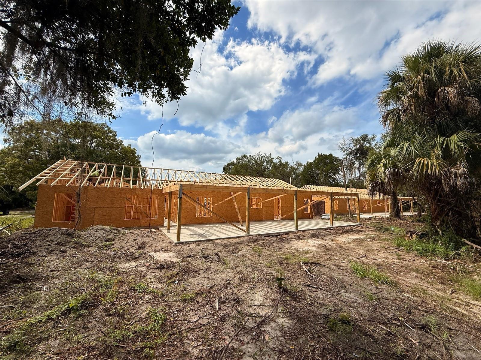 INTERLACHEN LAKES ESTATES - Residential