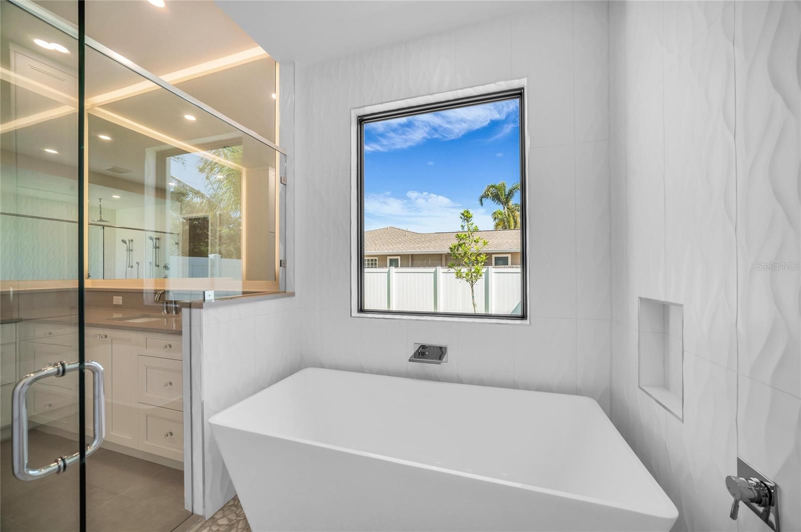 HARBOR ACRES SEC 2 - Residential
