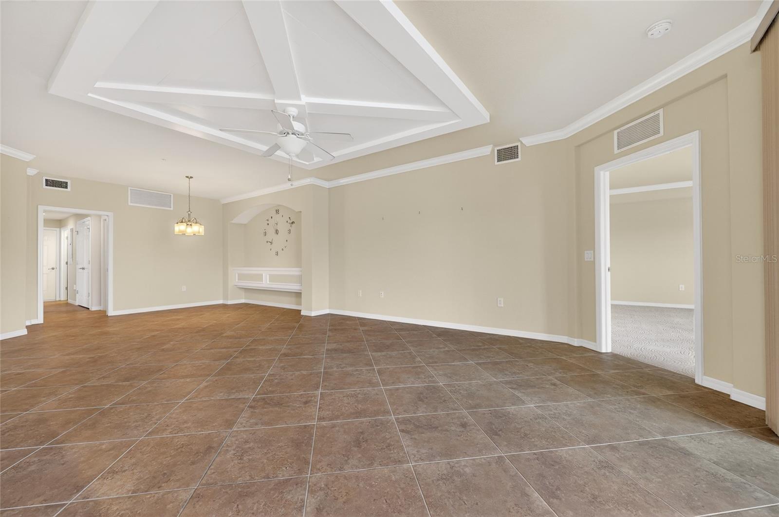 COACH HOMES 1 AT GRAN PARADISO - Residential