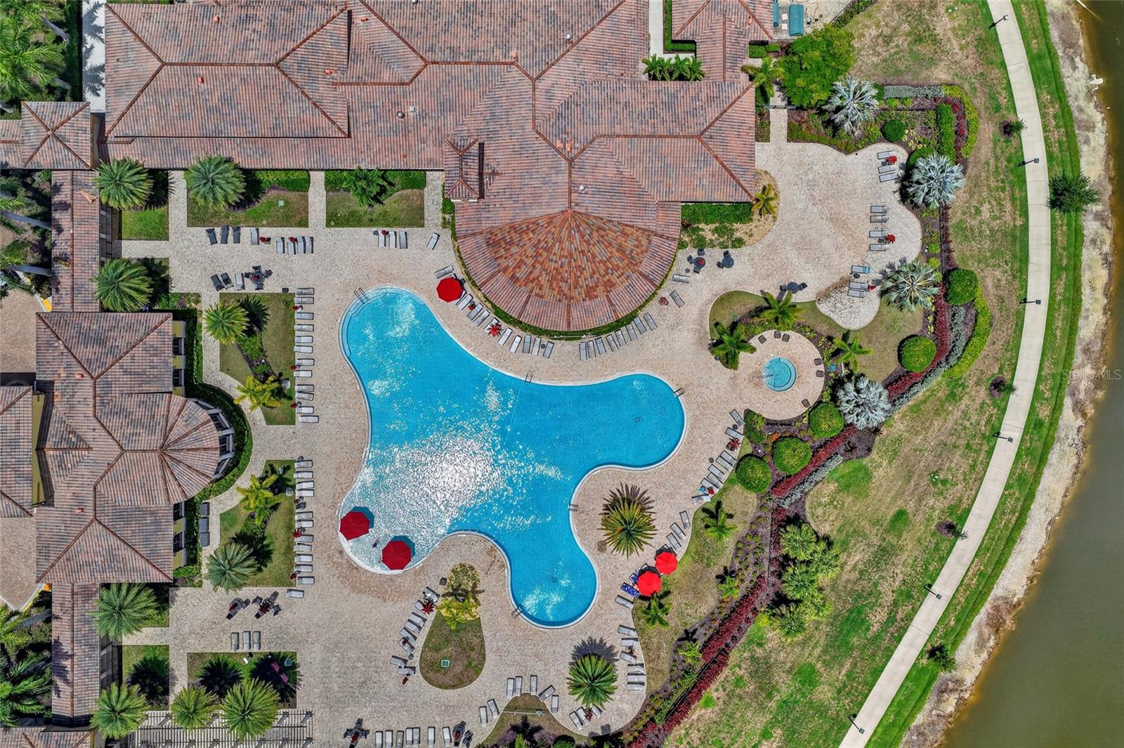COACH HOMES 1 AT GRAN PARADISO - Residential