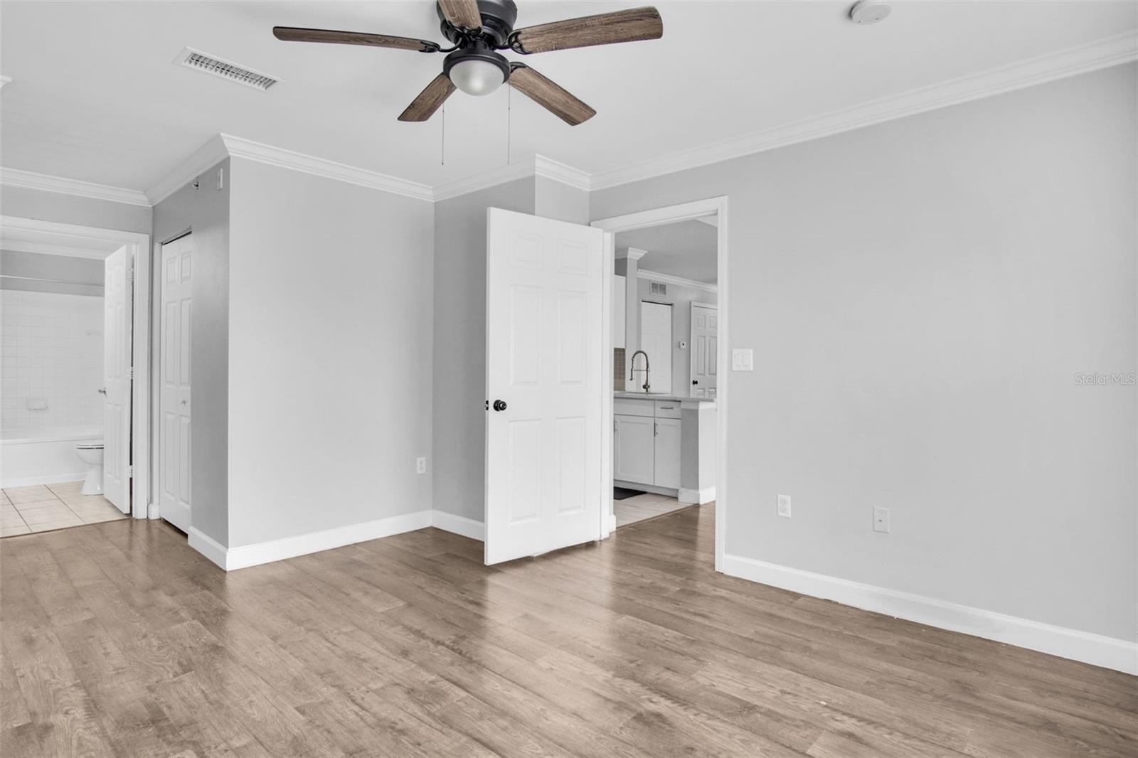 EQUESTRIAN PARC AT HIGHWOODS P - Residential
