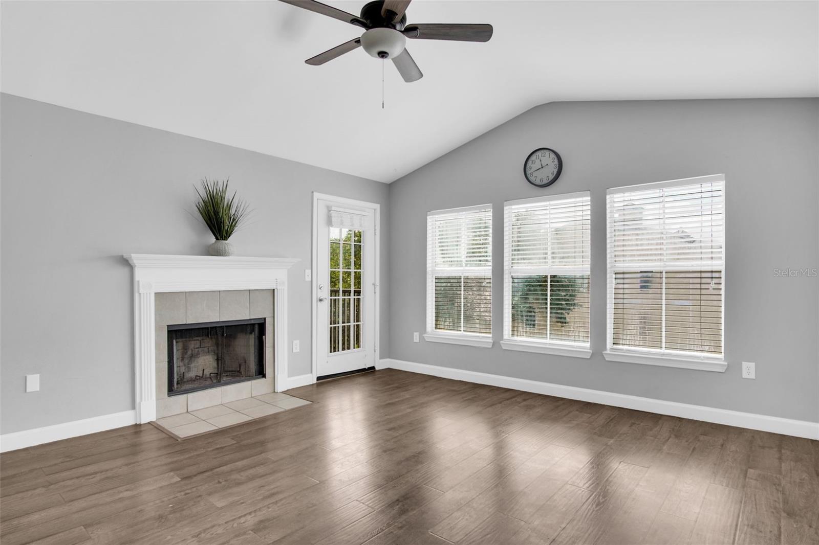 EQUESTRIAN PARC AT HIGHWOODS P - Residential