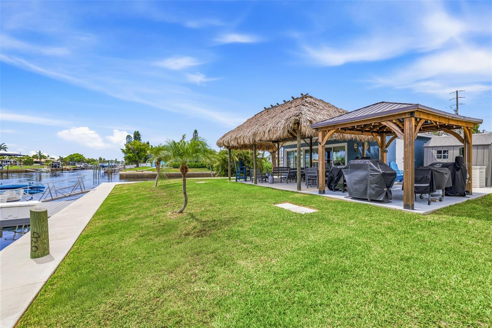 FLOR A MAR - Residential