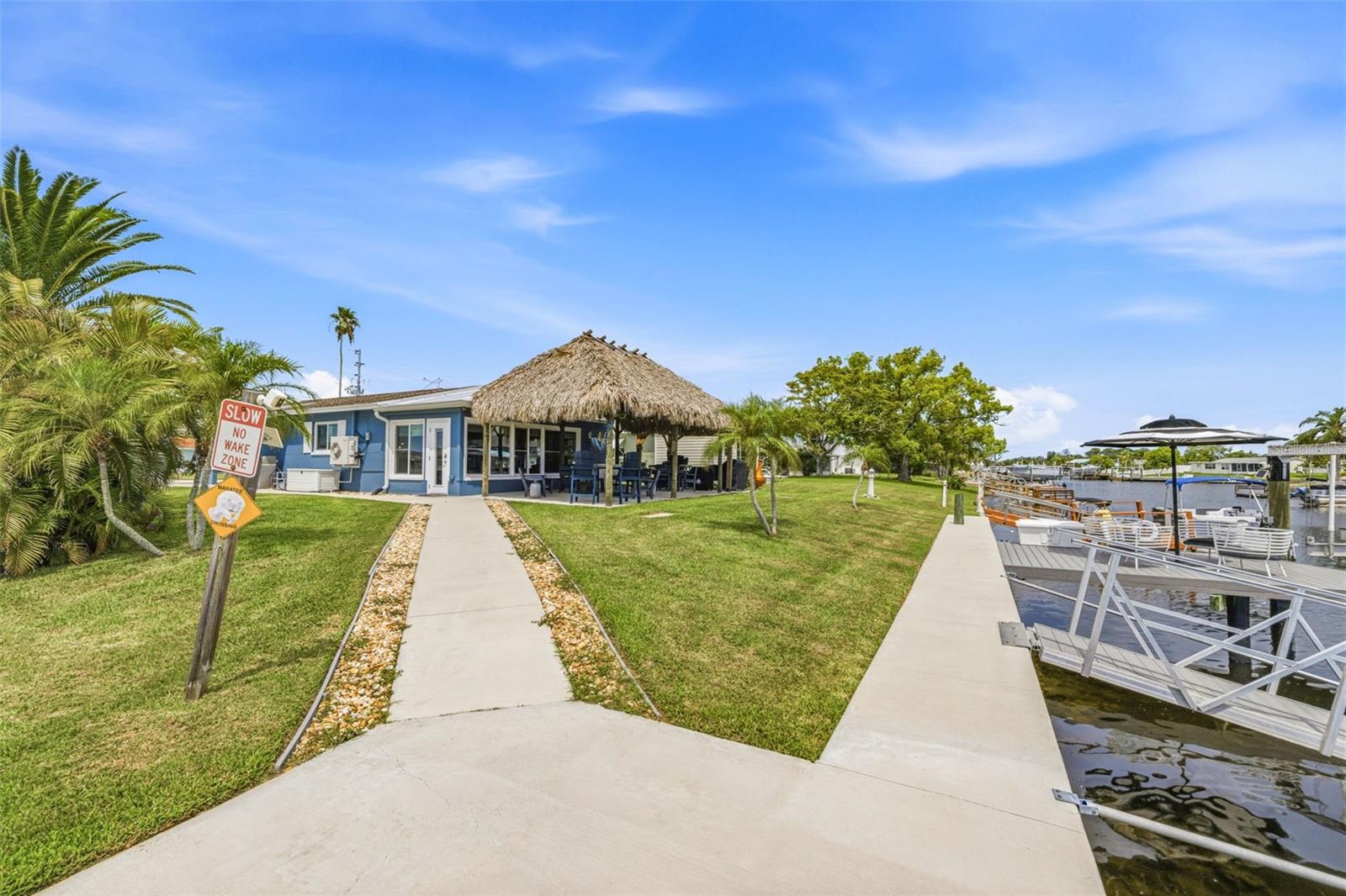 FLOR A MAR - Residential