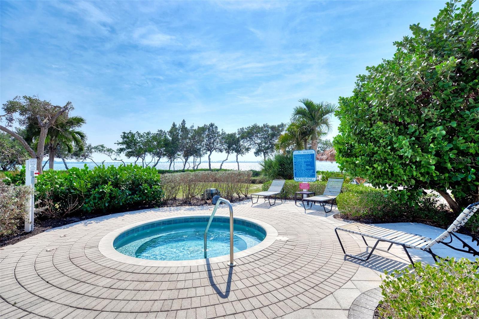 MANGROVE WALK II ON HARBOUR ISLE 9&10 - Residential