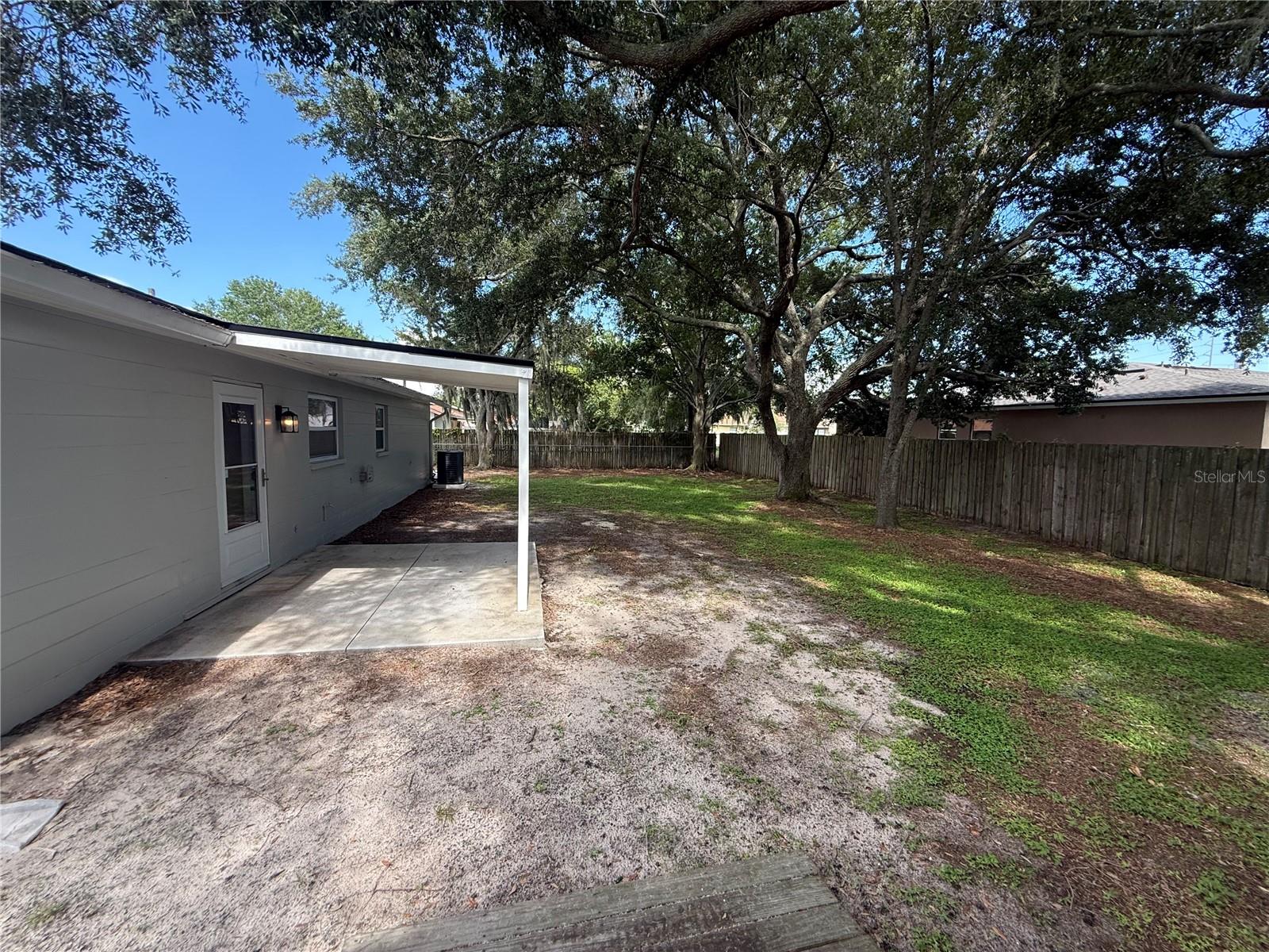LAKE THOMAS ESTATES - Residential