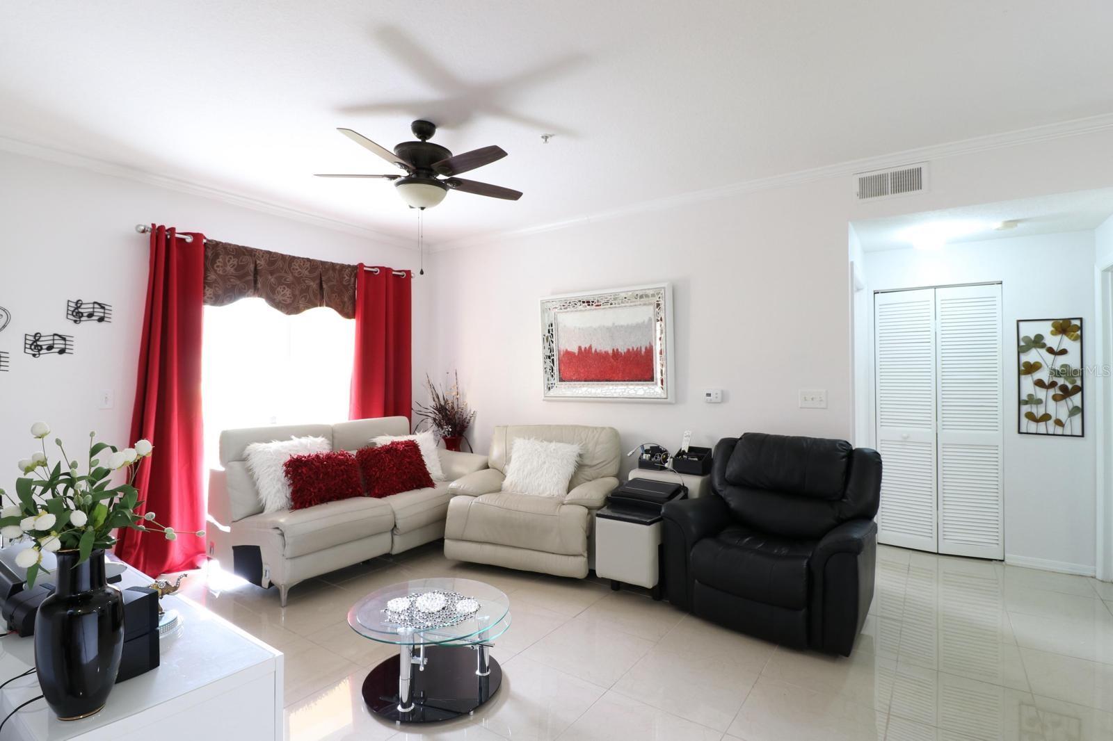 THE PINNACLE AT CARROLLWOOD A - Residential