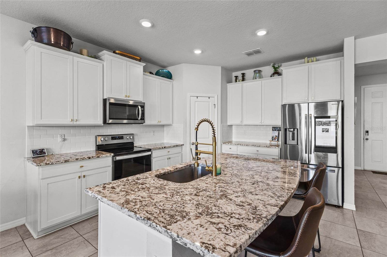 EVERGREEN ESTATES - Residential