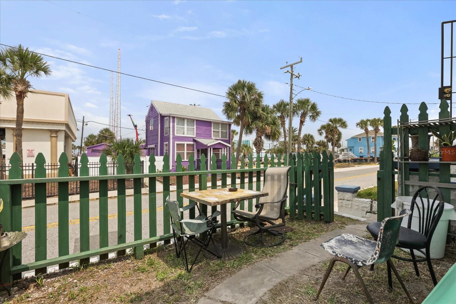 ROGERS SEABREEZE - Residential Income