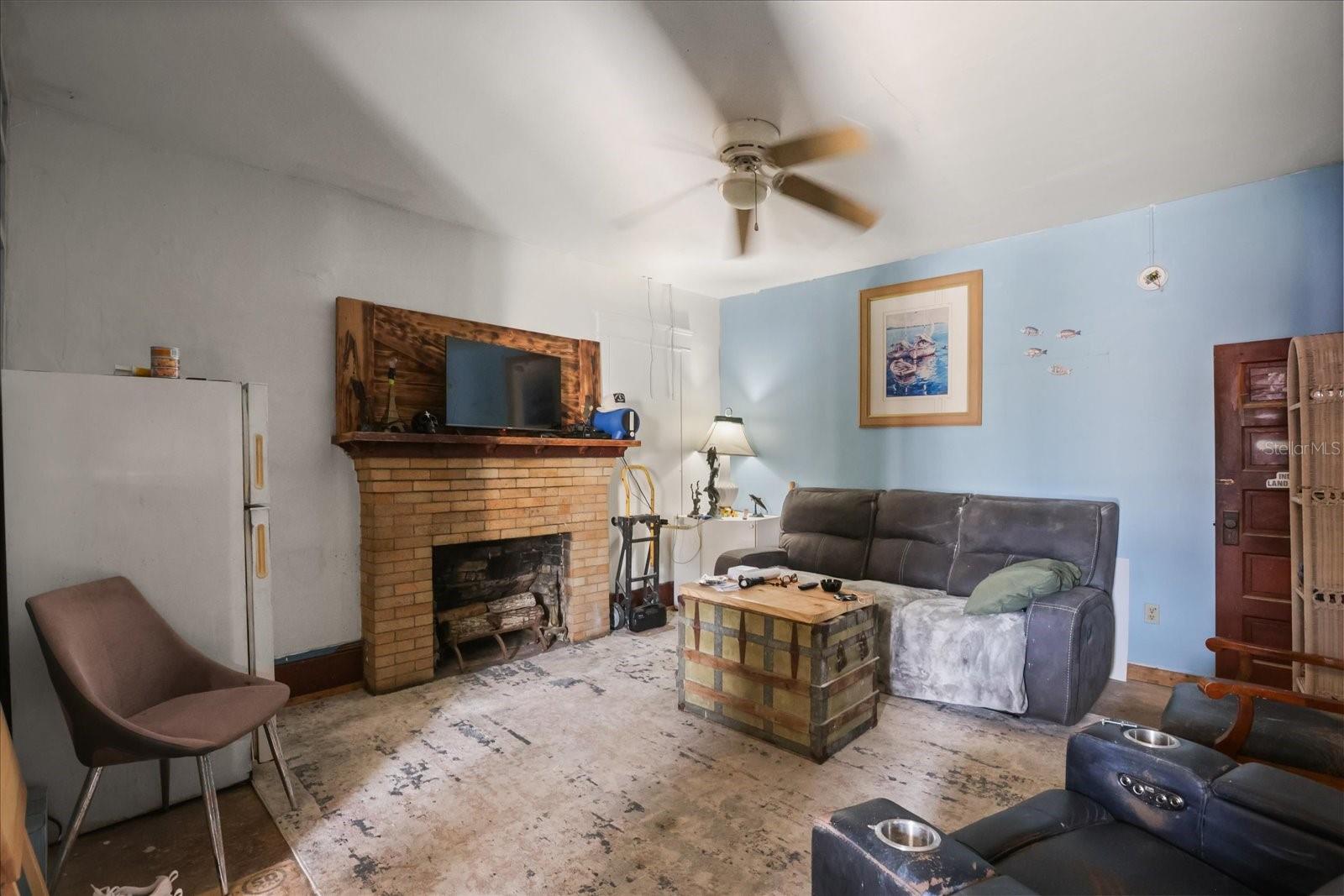 ROGERS SEABREEZE - Residential Income