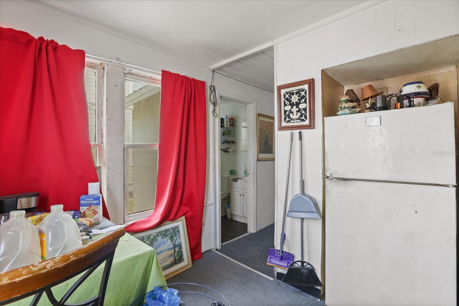 ROGERS SEABREEZE - Residential Income