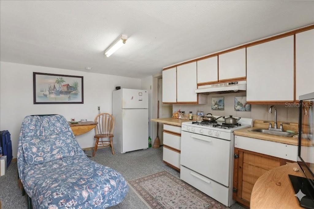 ROGERS SEABREEZE - Residential Income