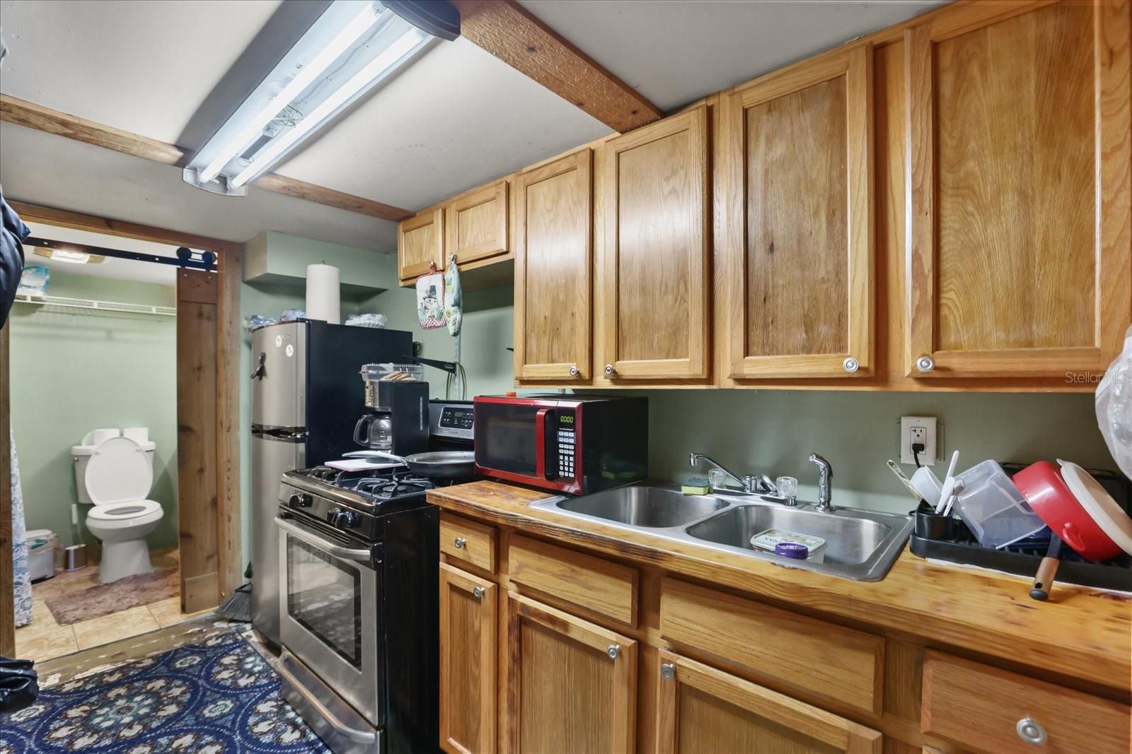 ROGERS SEABREEZE - Residential Income
