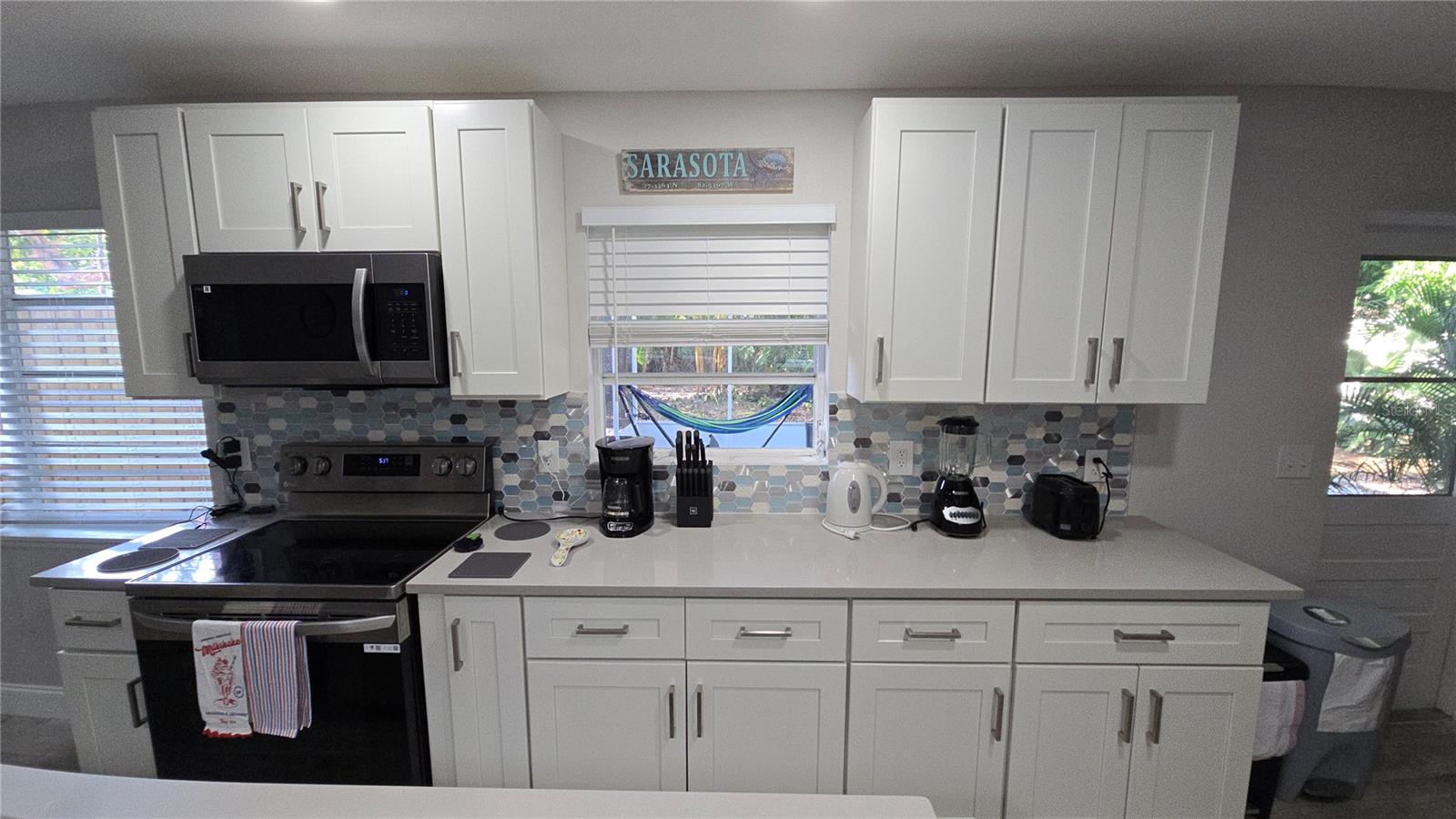 HARBOR OAKS - Residential