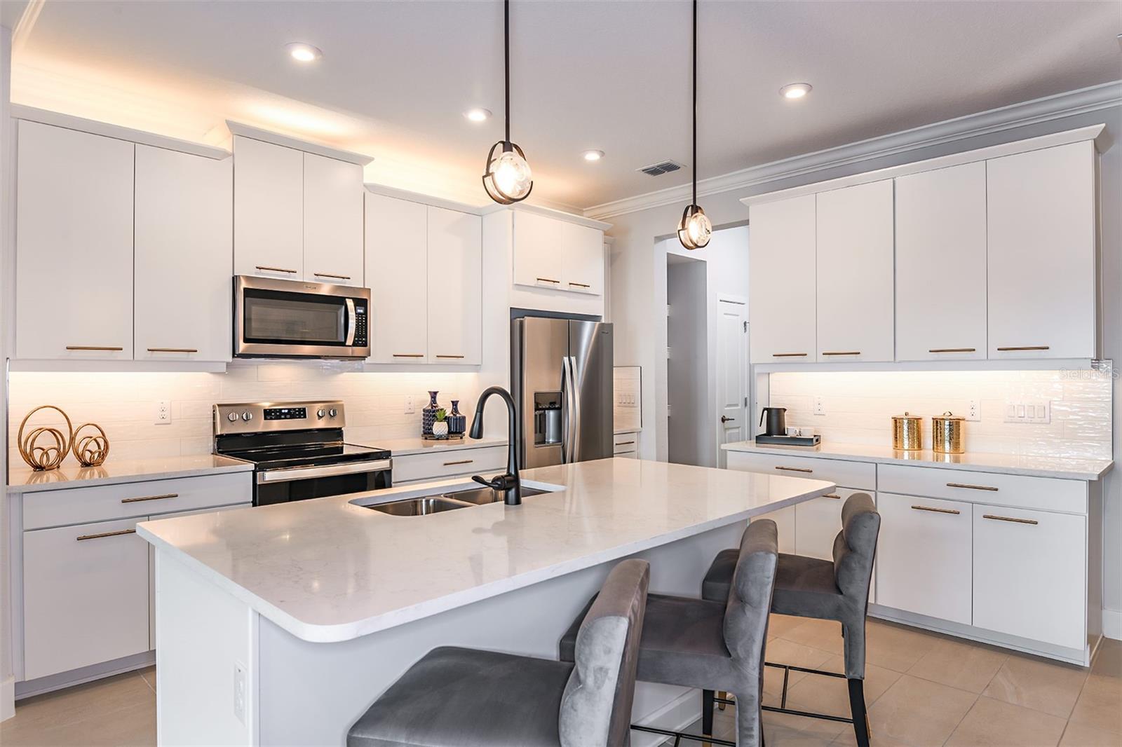 PARKVIEW AT LONG LAKE RANCH - Residential