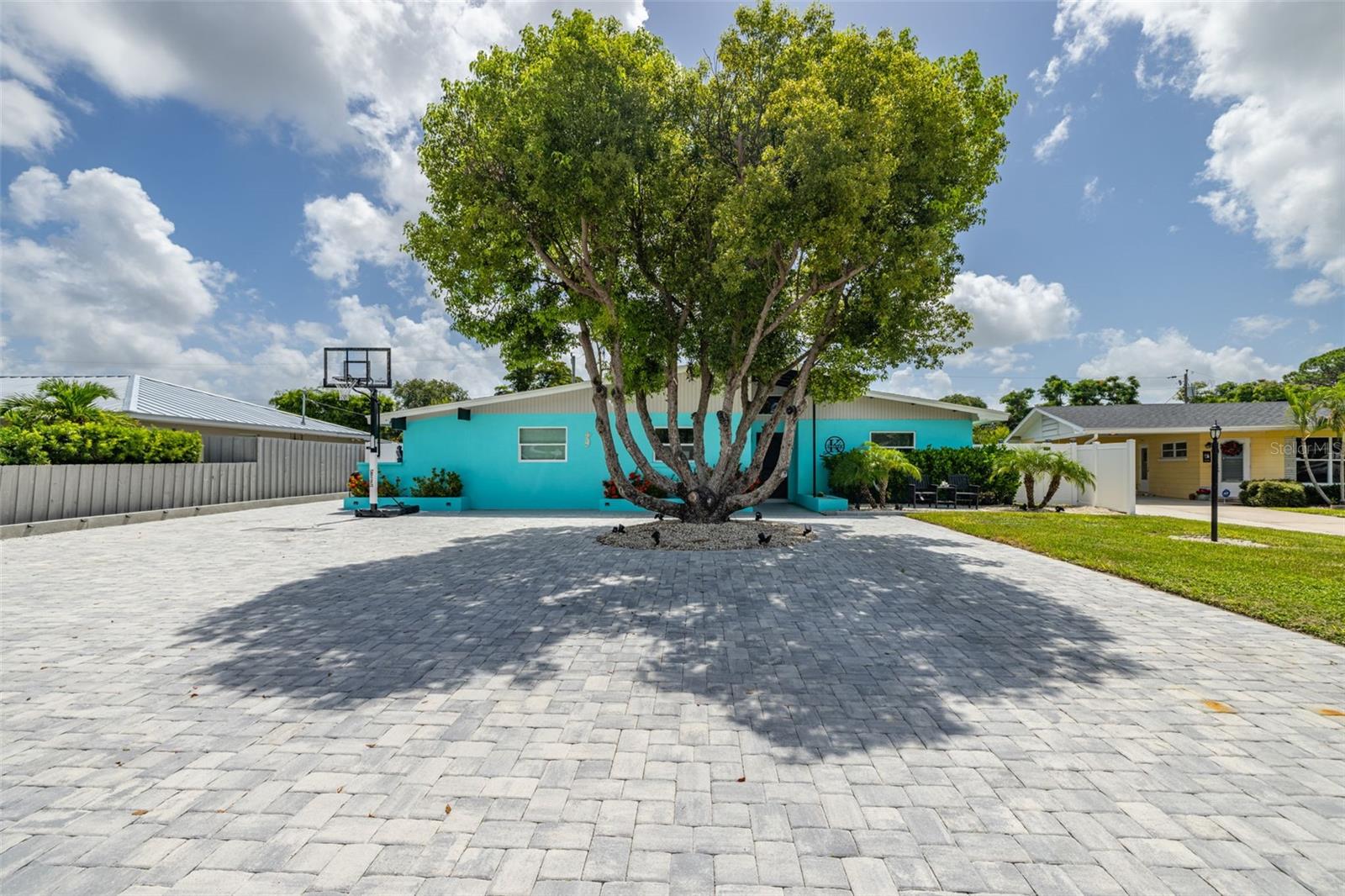 CLEAR VIEW MANOR UNIT ONE REP - Residential