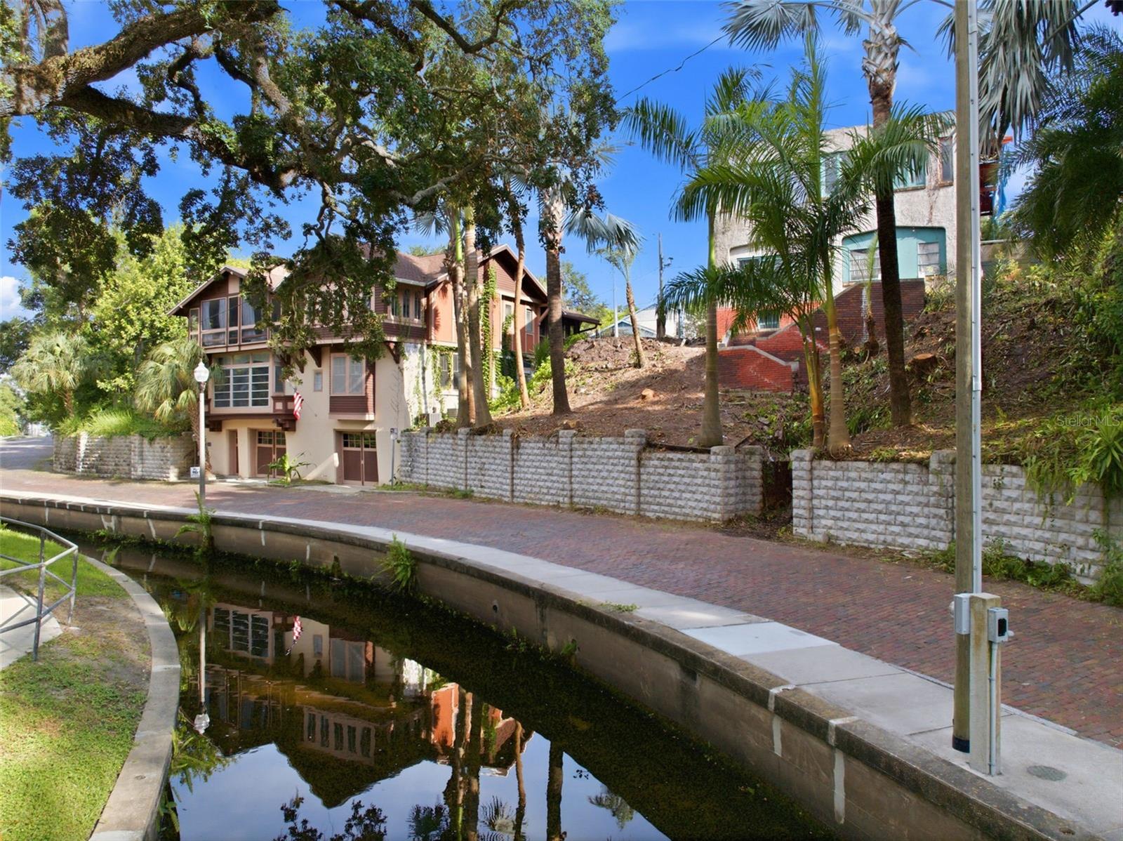 ROSER PARK 2ND ADD - Residential