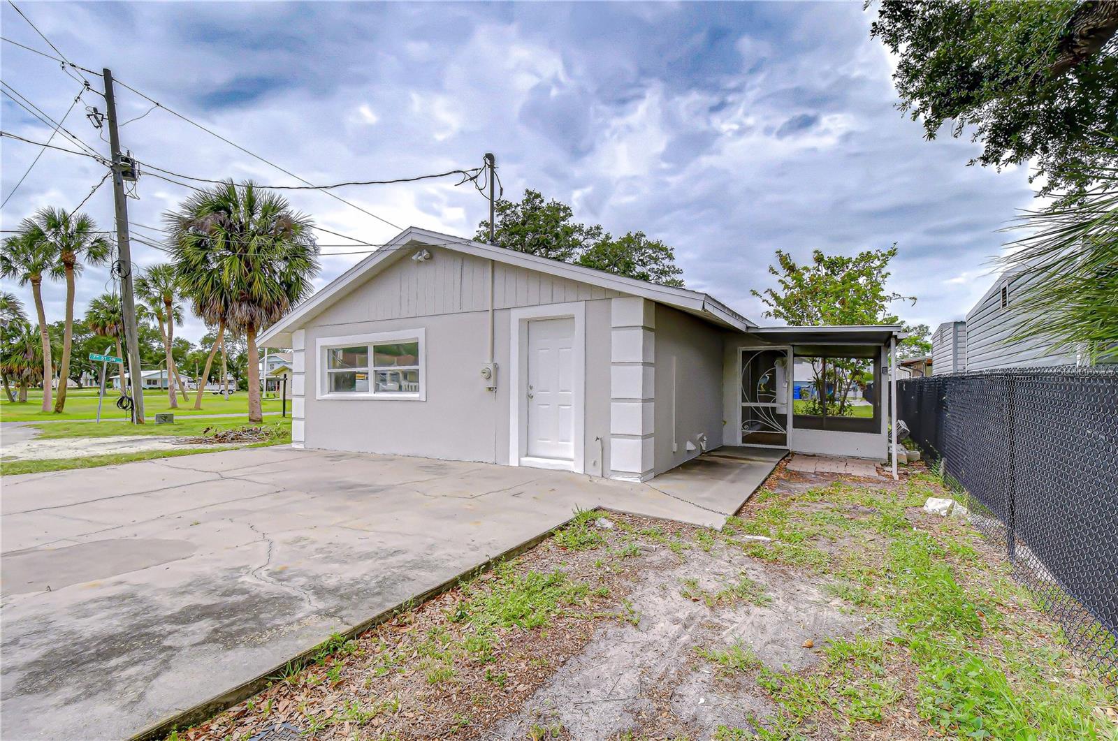 RUSKIN CITY - Residential