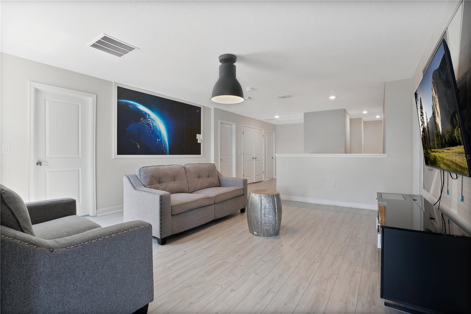 STONEYBROOK SOUTH TR K - Residential Lease