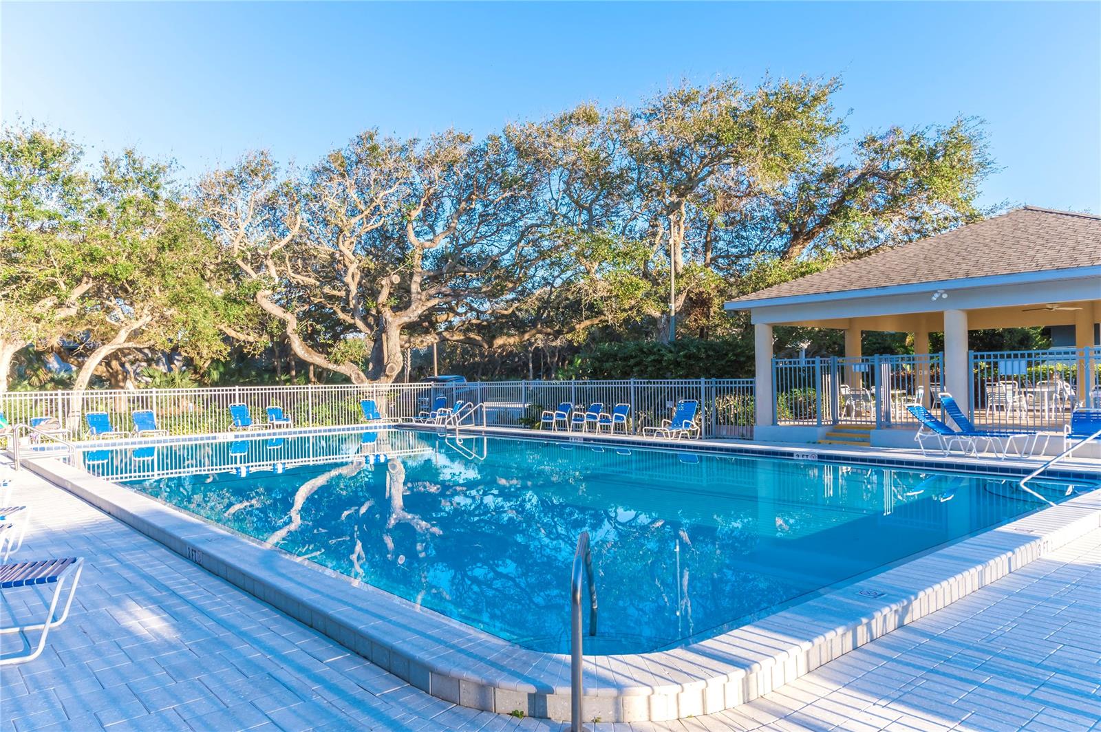 Sea Woods Condo Ph 01 & 02 - Residential