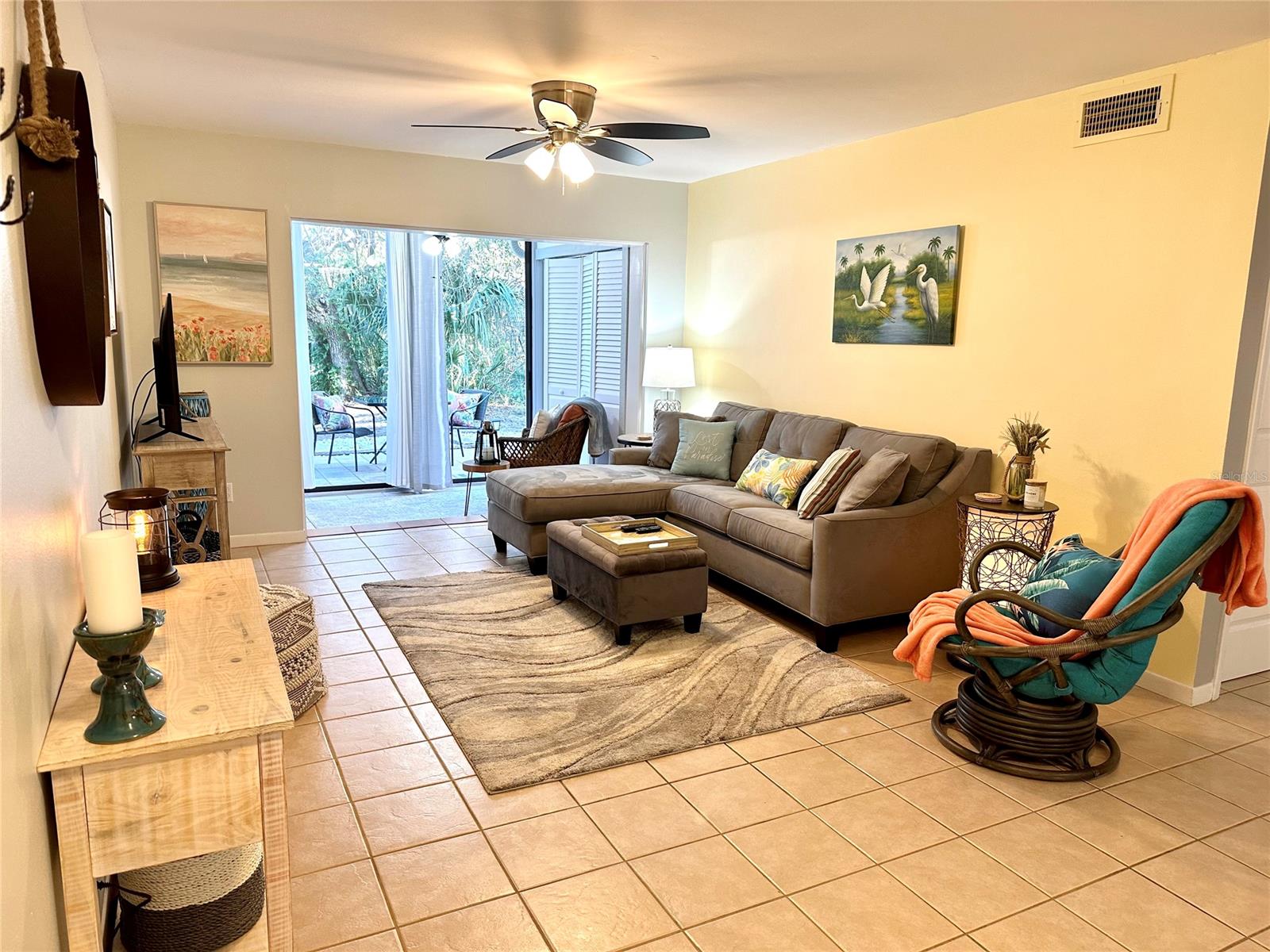 Sea Woods Condo Ph 01 & 02 - Residential