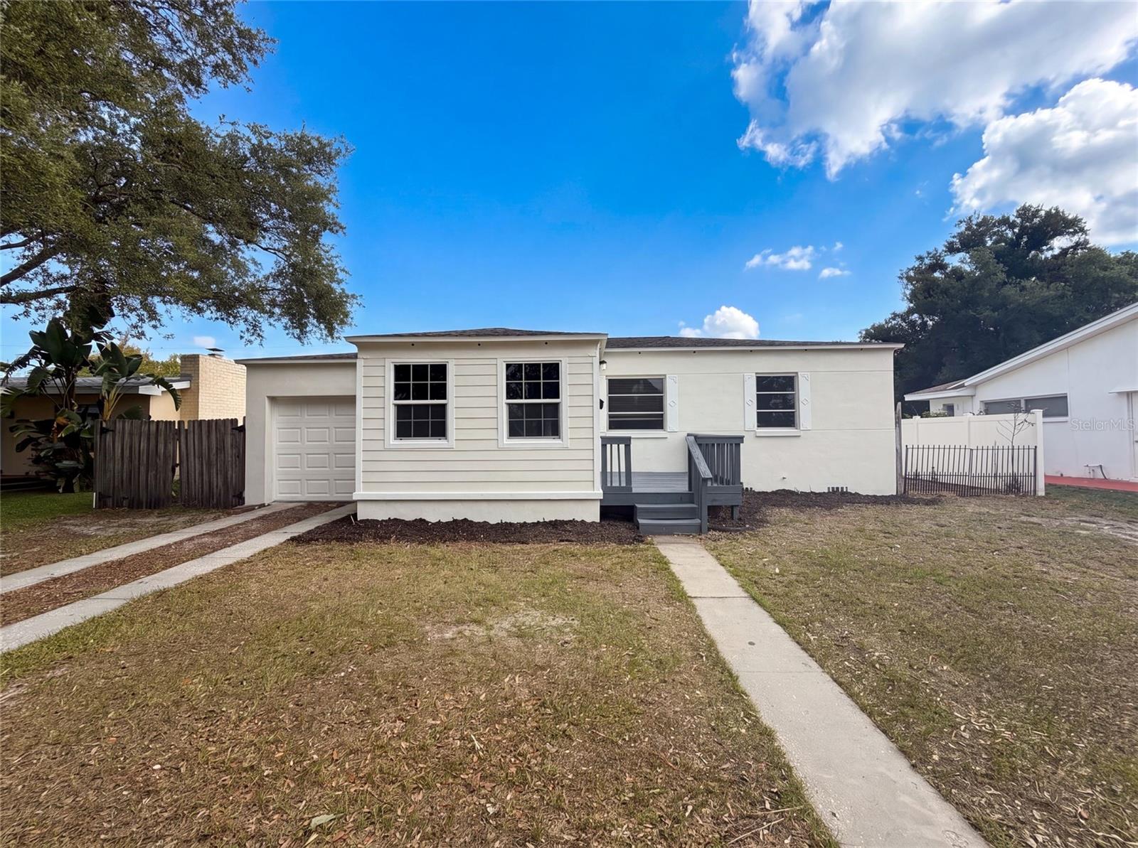 EAGLE CREST - Residential
