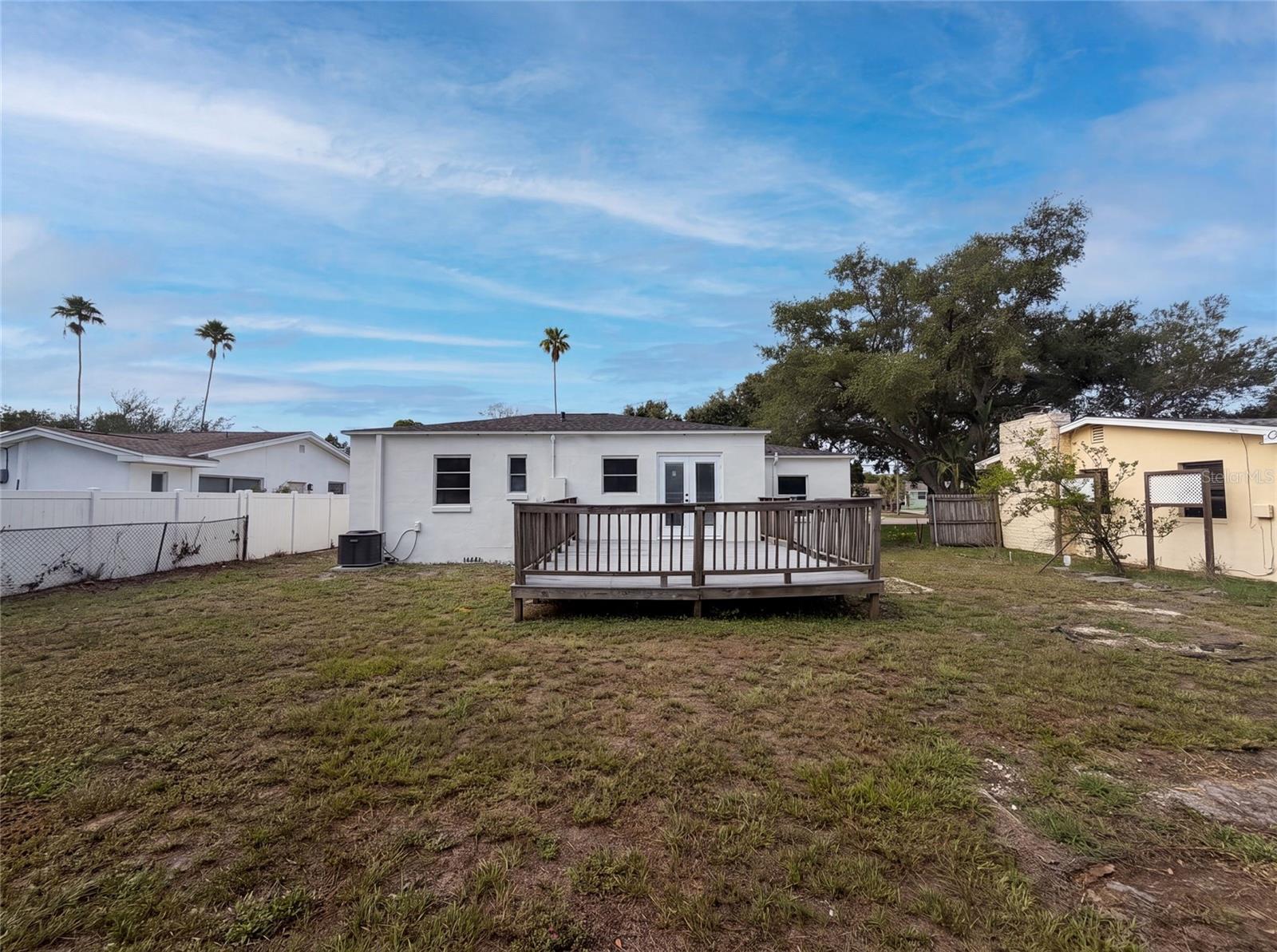 EAGLE CREST - Residential