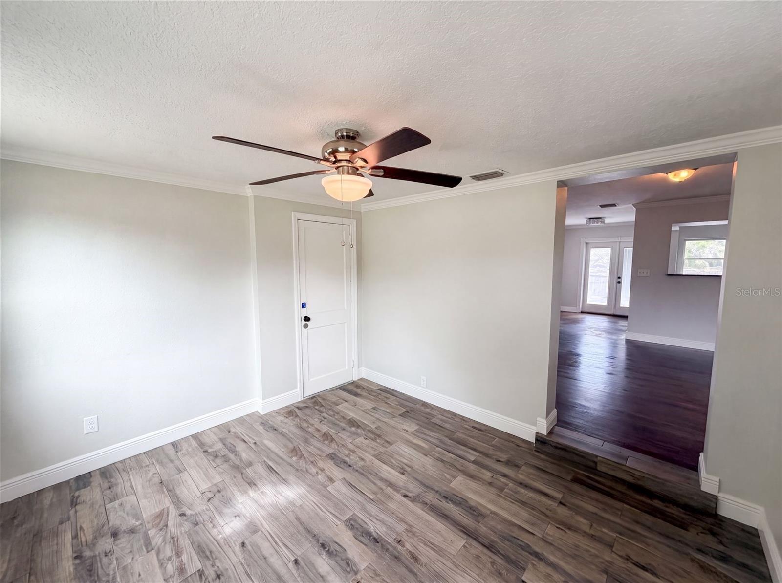EAGLE CREST - Residential