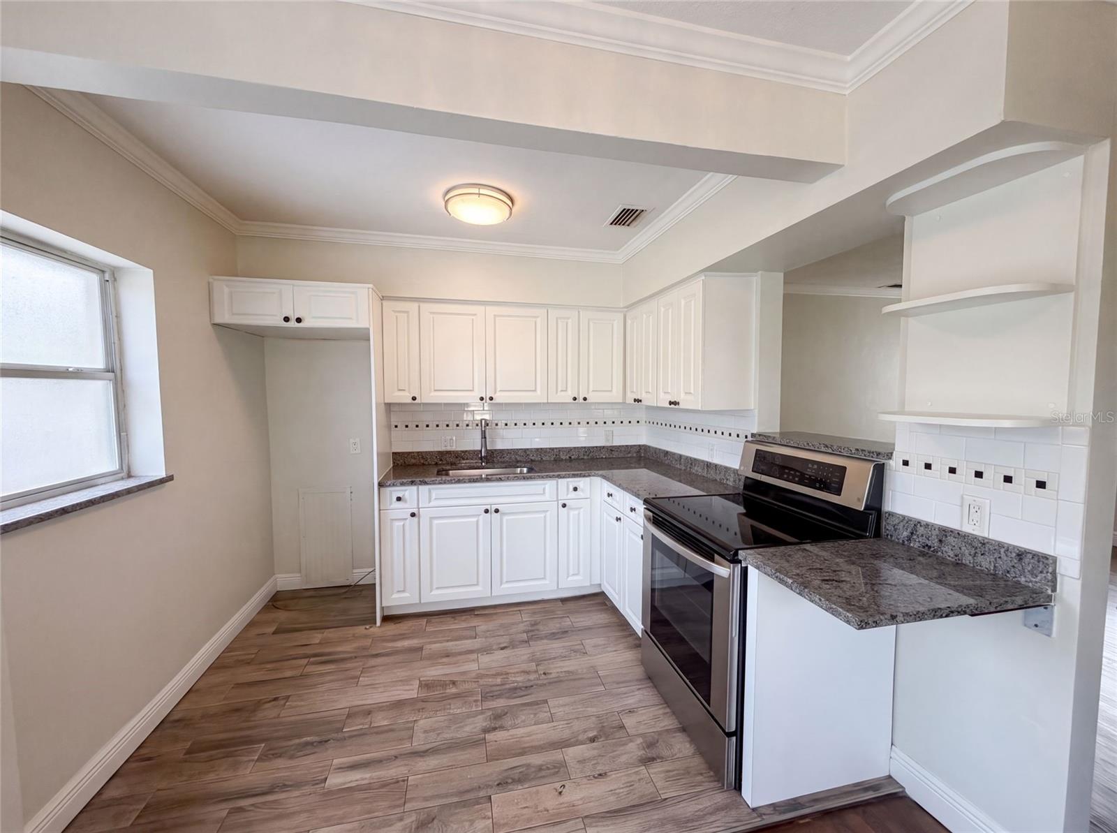 EAGLE CREST - Residential
