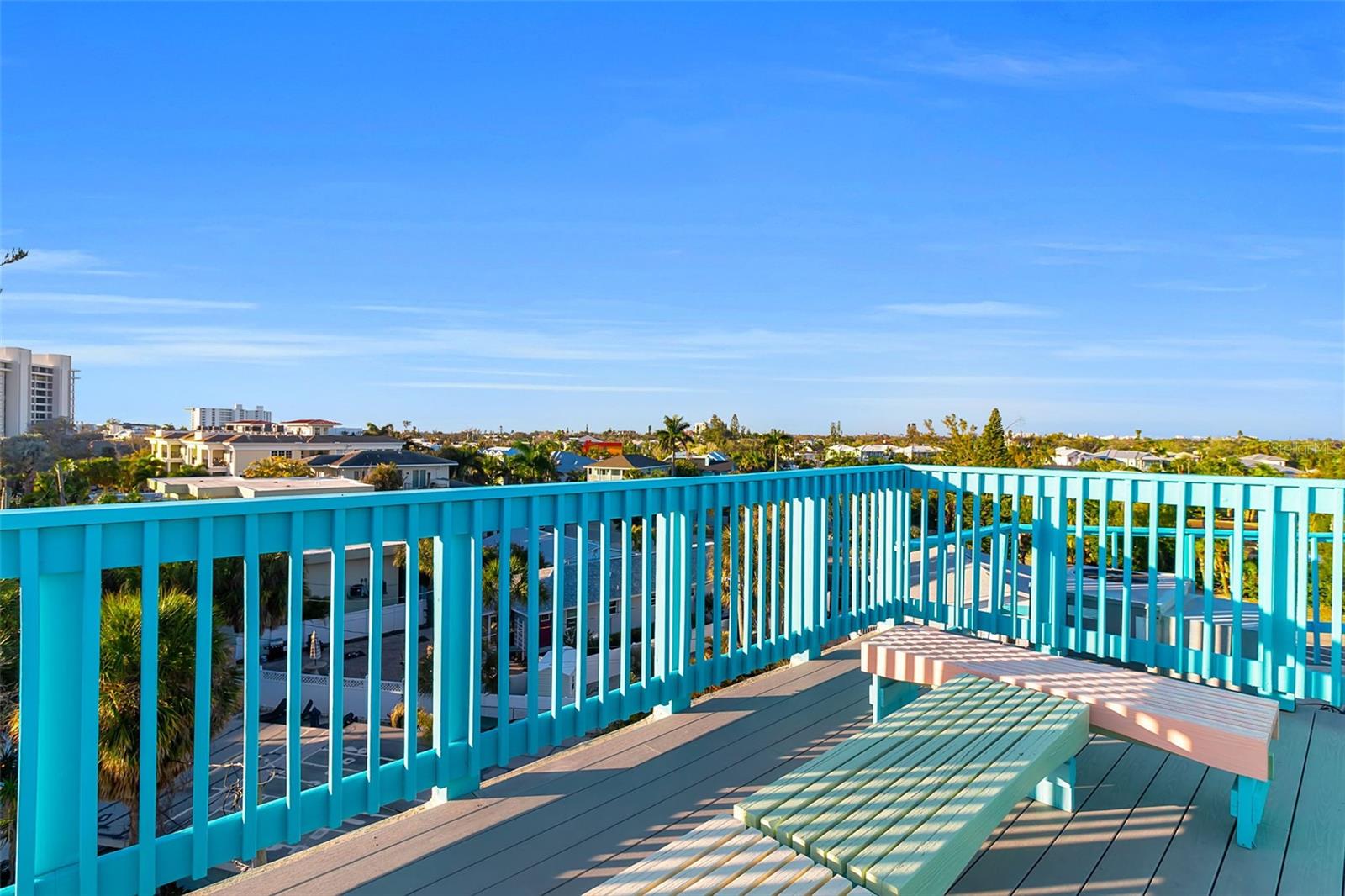SARASOTA BEACH - Residential Income