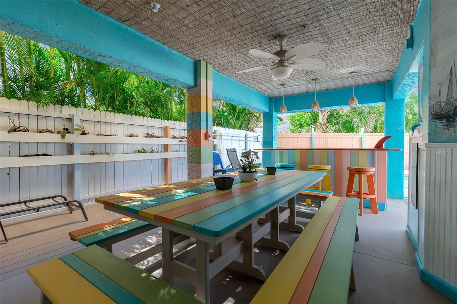 SARASOTA BEACH - Residential Income