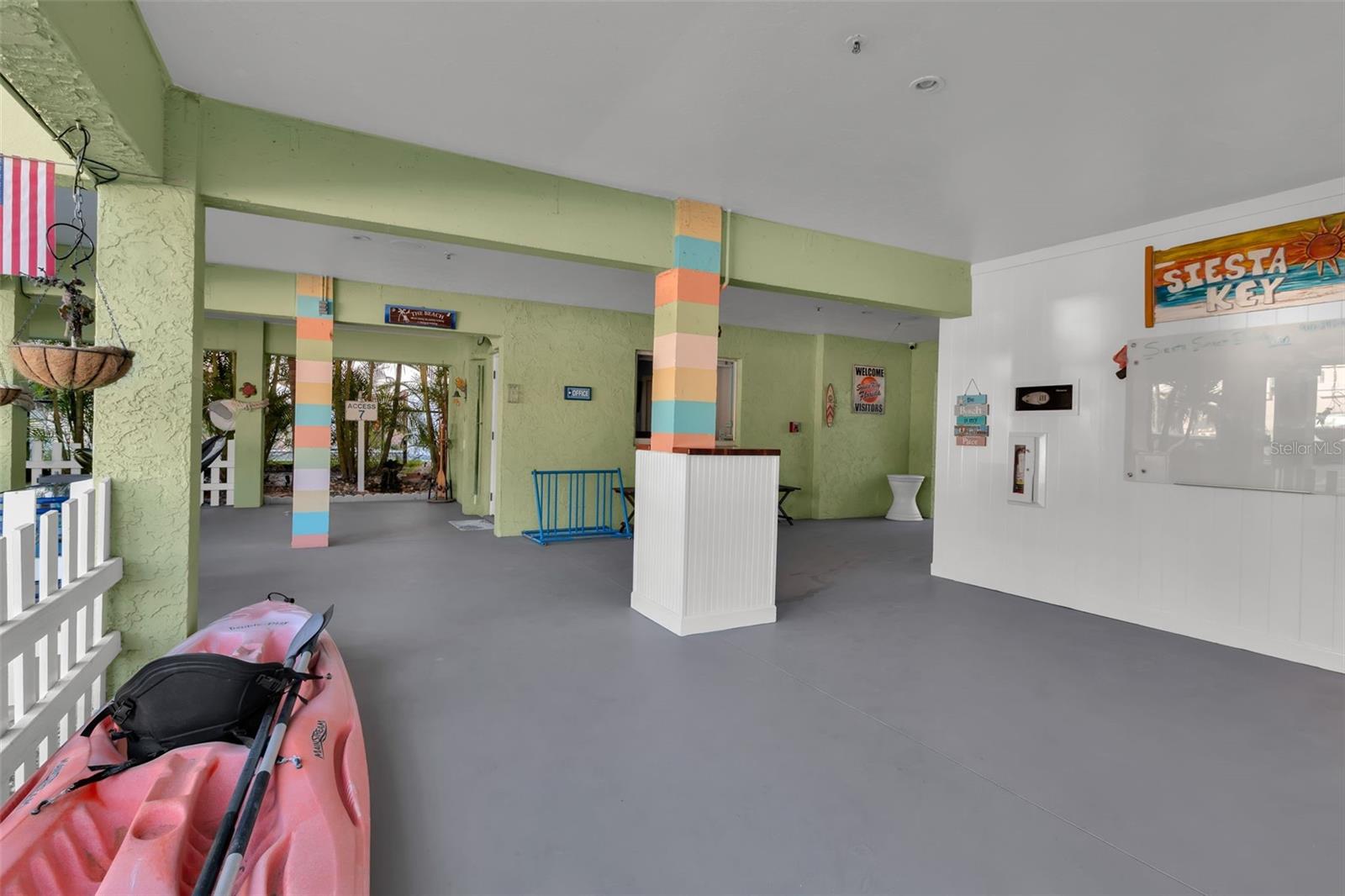 SARASOTA BEACH - Residential Income