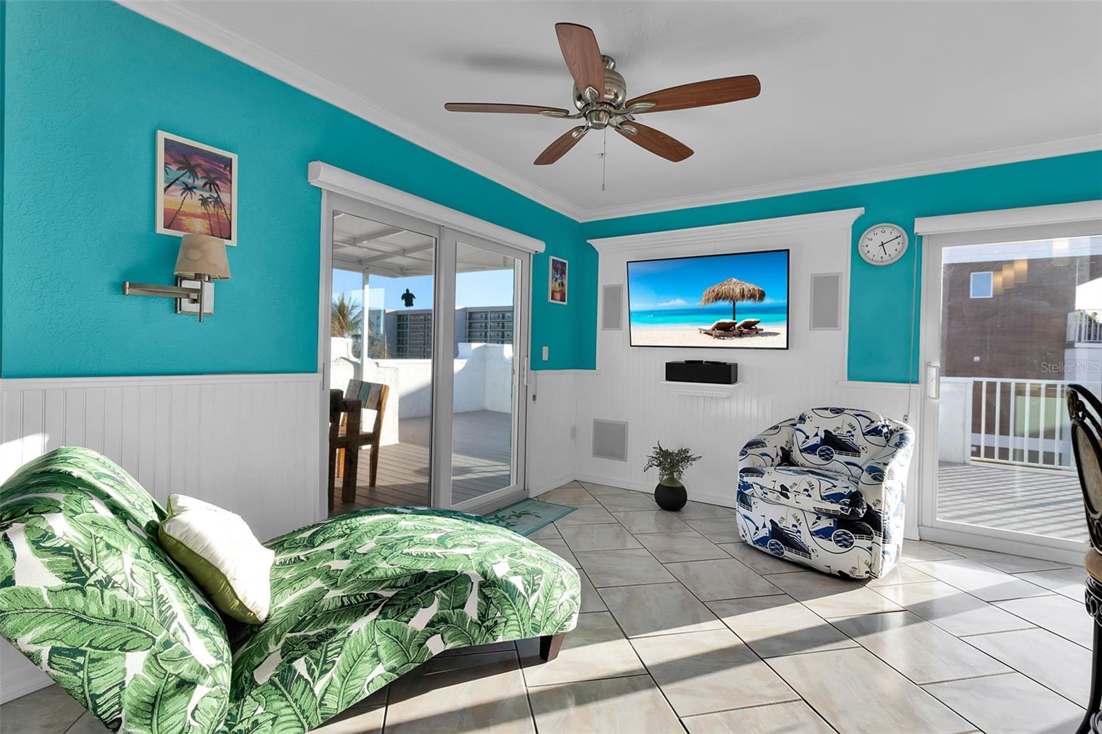 SARASOTA BEACH - Residential Income