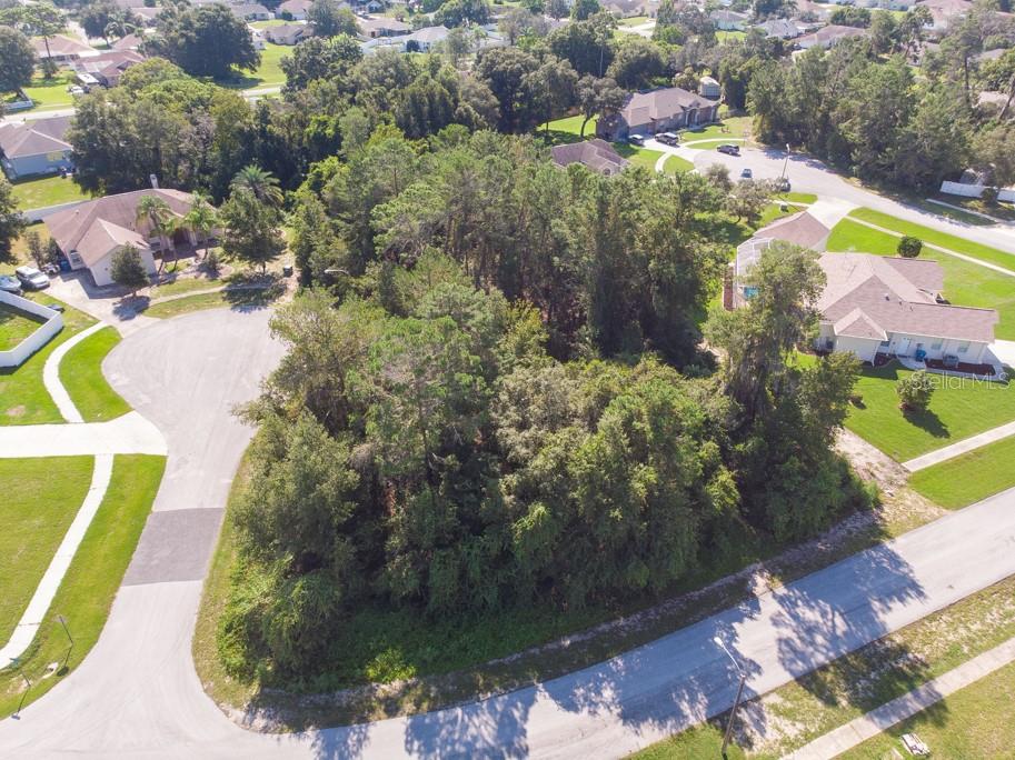 Welcome to your dream opportunity in the highly sought-after Lindenwood neighborhood! Nestled on a serene corner lot, this wooded oasis is ready for new owners to transform it into their own piece of paradise. With a generous size of 19,502 square feet, the possibilities are endless. This property offers excellent accessibility and an abundance of space to craft your ideal residence. Whether you're envisioning a spacious family home or a private retreat, this lot can accommodate your vision. Immerse yourself in the beauty of nature, with mature trees gracing the property. The lush green canopy offers shade, privacy, and a serene ambiance for your future residence. Don't miss this rare opportunity to secure your piece of paradise in the highly sought-after Lindenwood neighborhood. Whether you're envisioning a modern oasis or a traditional estate, this vacant lot is your canvas to create the perfect home for your family. Contact us today to schedule a private viewing and begin your journey to making your dream home a reality! This property won't last long, so act swiftly and start building the life you've always desired.