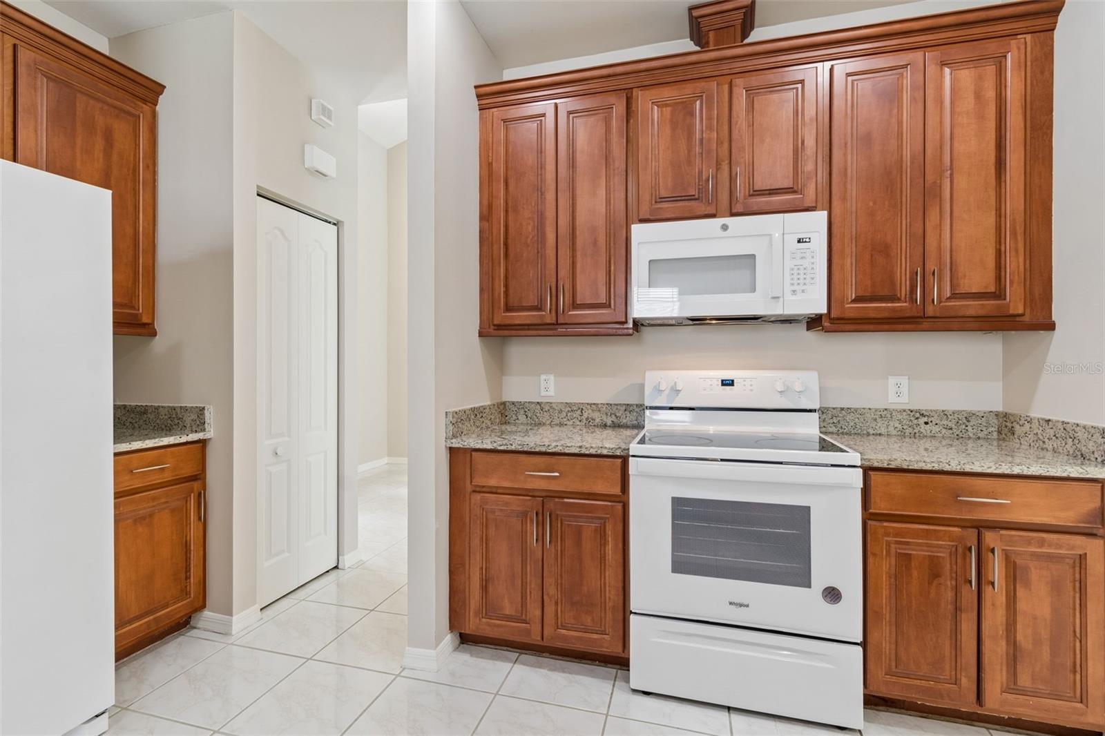 TAMPA PALMS - Residential