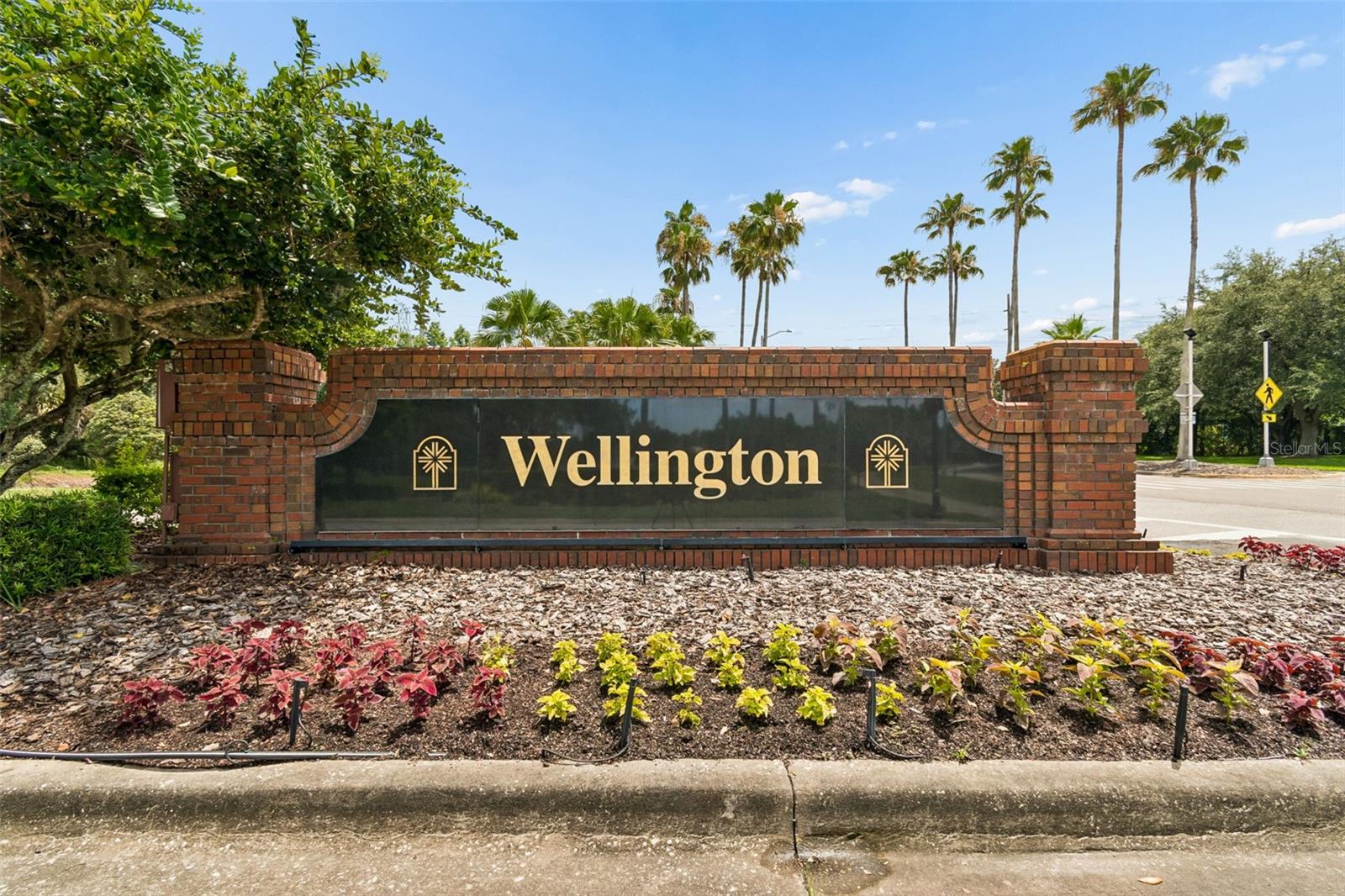 TAMPA PALMS - Residential