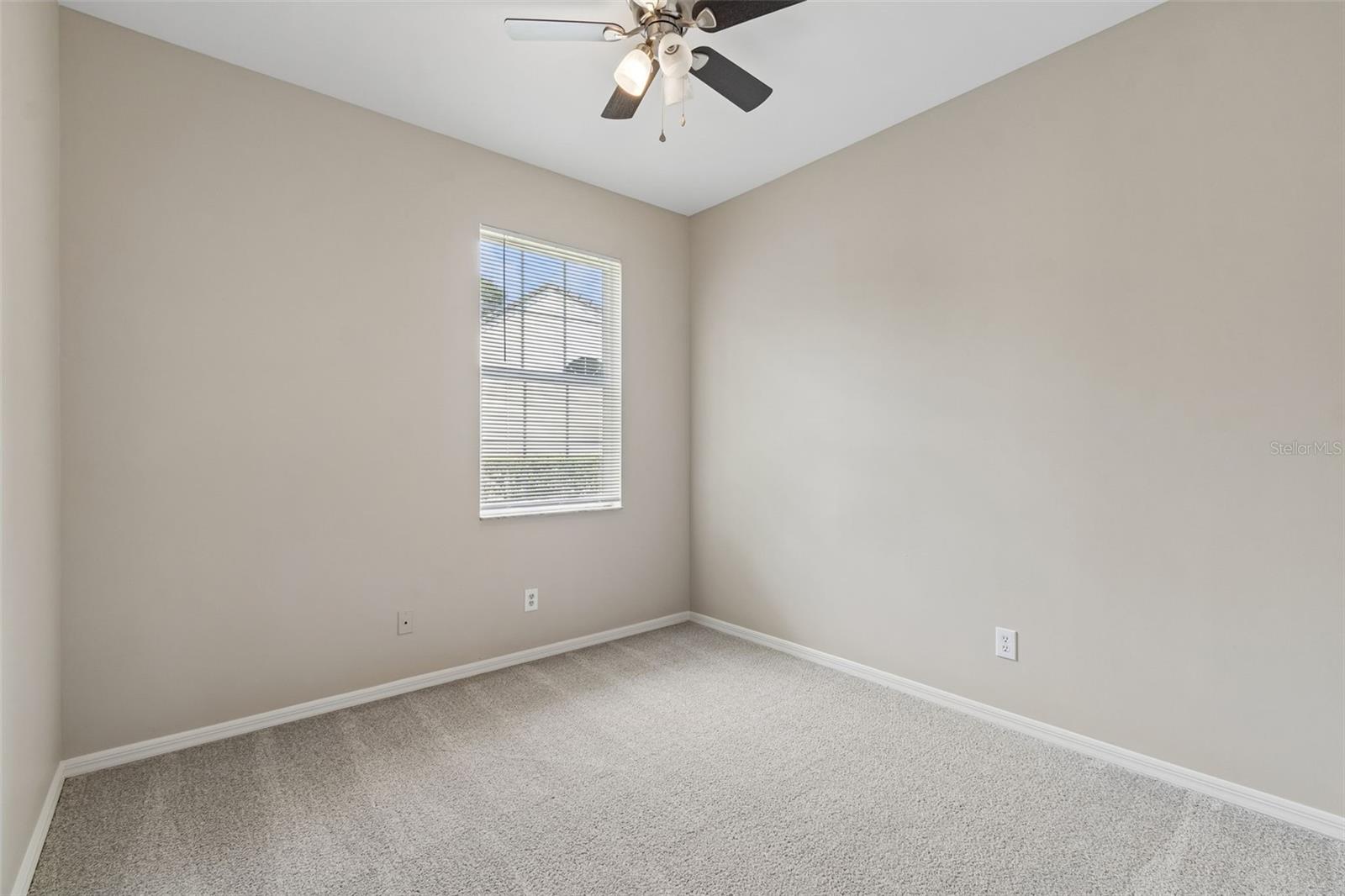 TAMPA PALMS - Residential