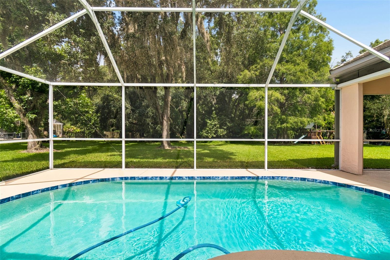 TAMPA PALMS - Residential